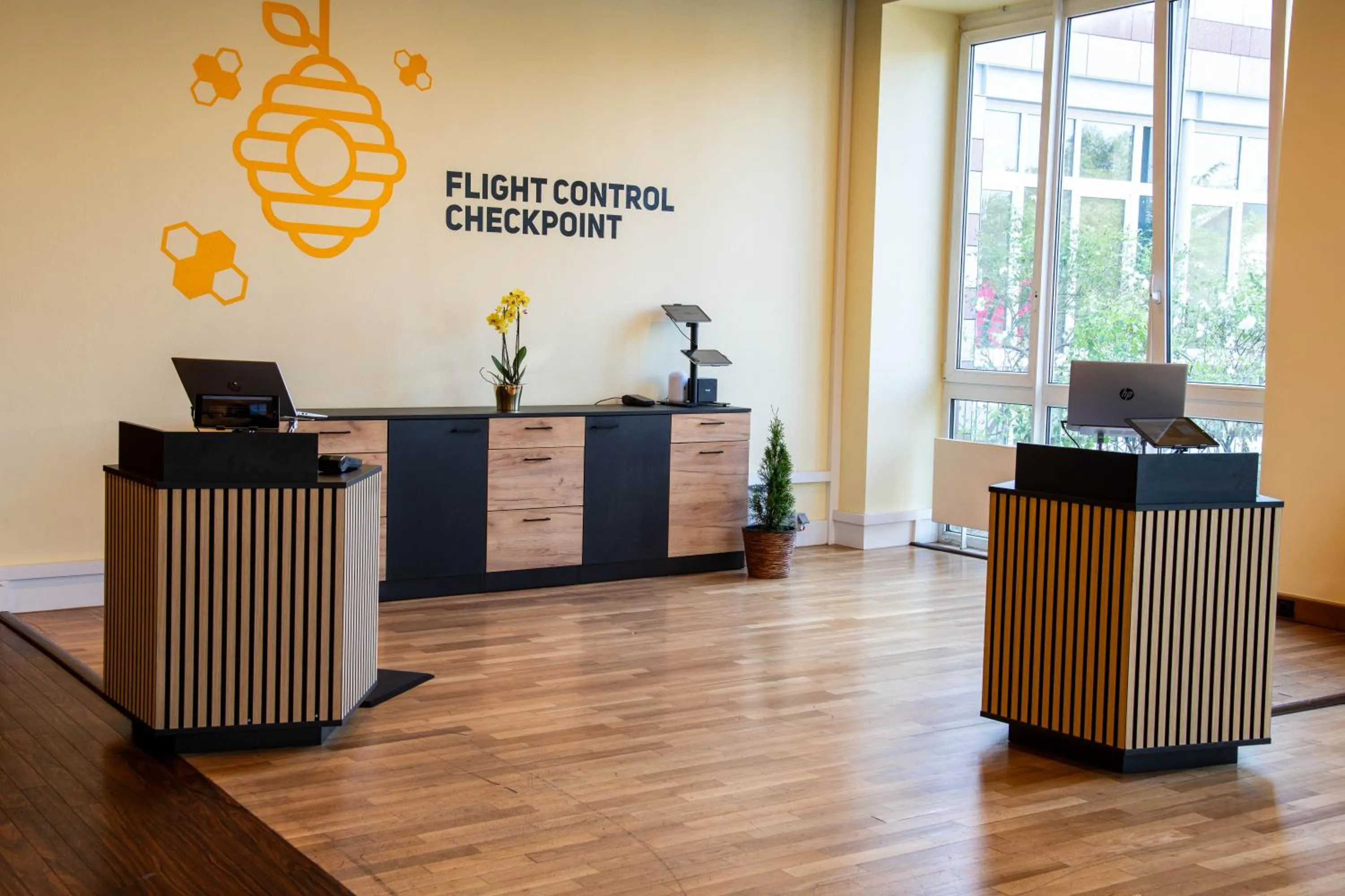 Lobby or reception in Best Western Conference Airporthotel Frankfurt Mörfelden