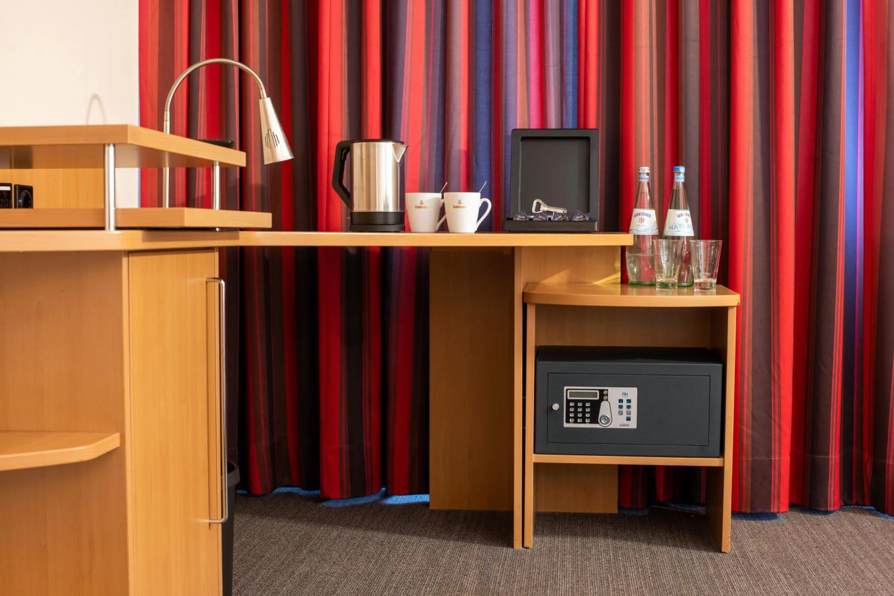 Coffee/tea facilities in Best Western Conference Airporthotel Frankfurt Mörfelden