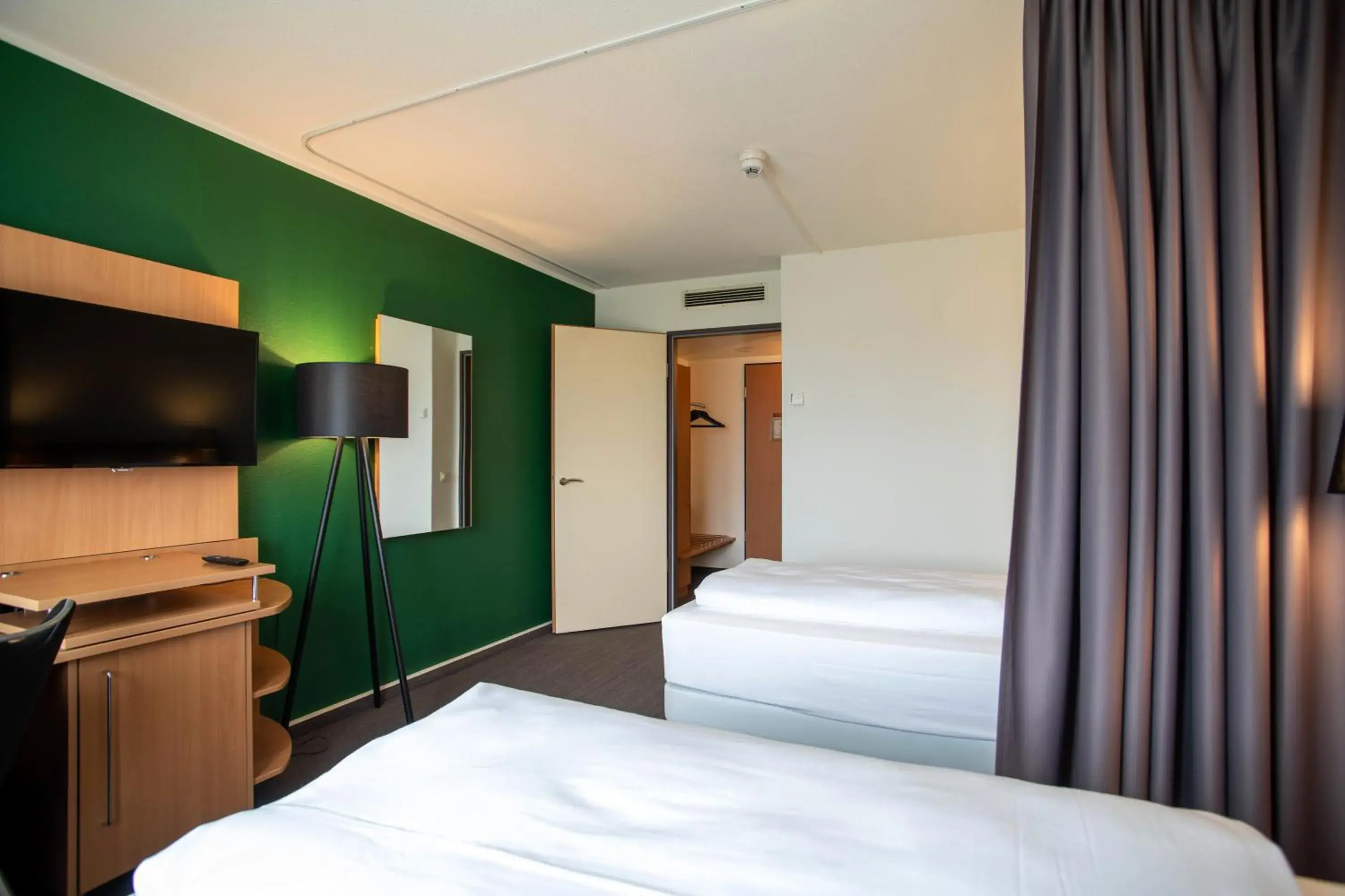 Bed in Best Western Conference Airporthotel Frankfurt Mörfelden Bed in Best Western Conference Airporthotel Frankfurt Mörfelden