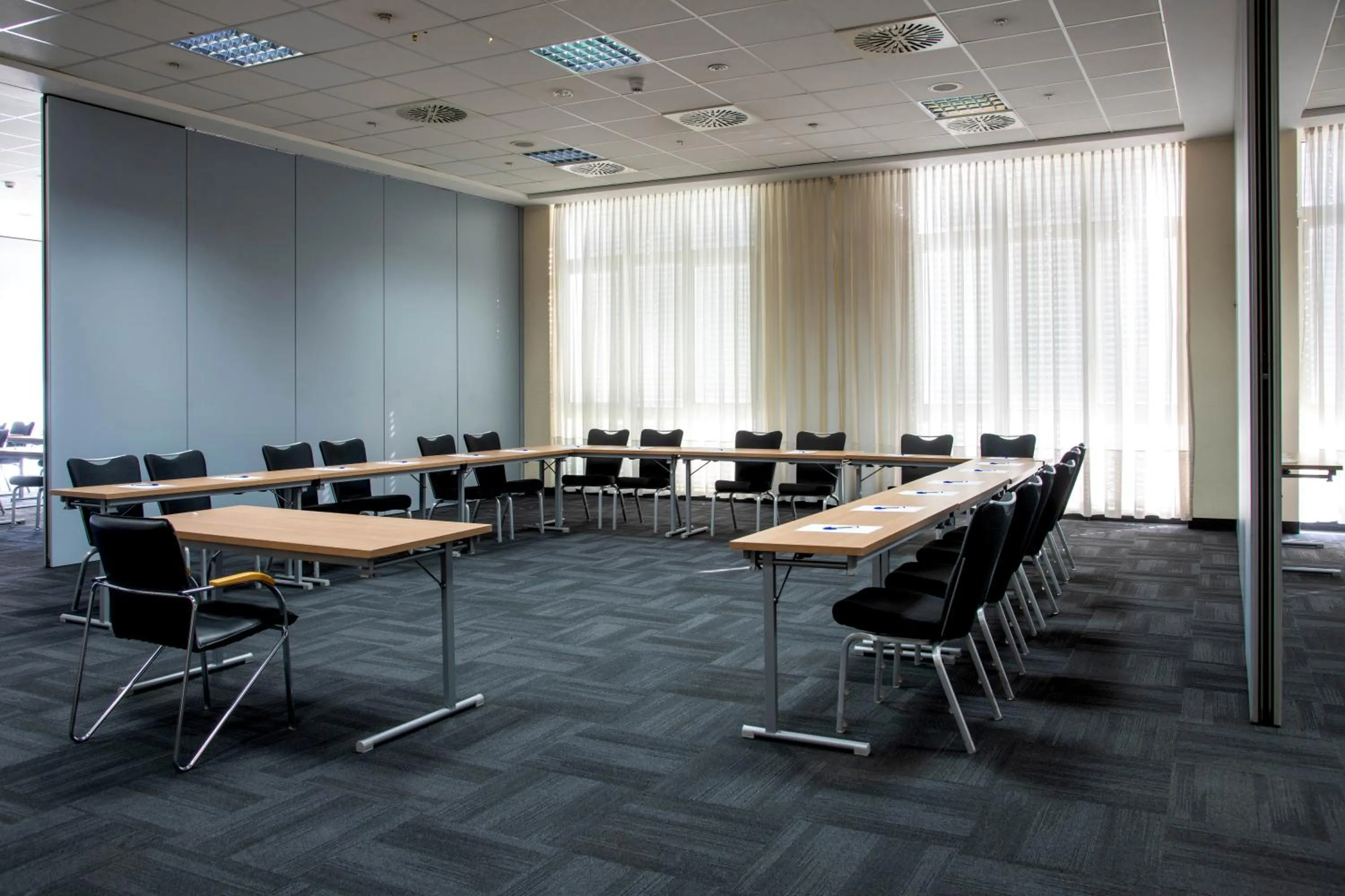 Meeting/conference room in Best Western Conference Airporthotel Frankfurt Mörfelden