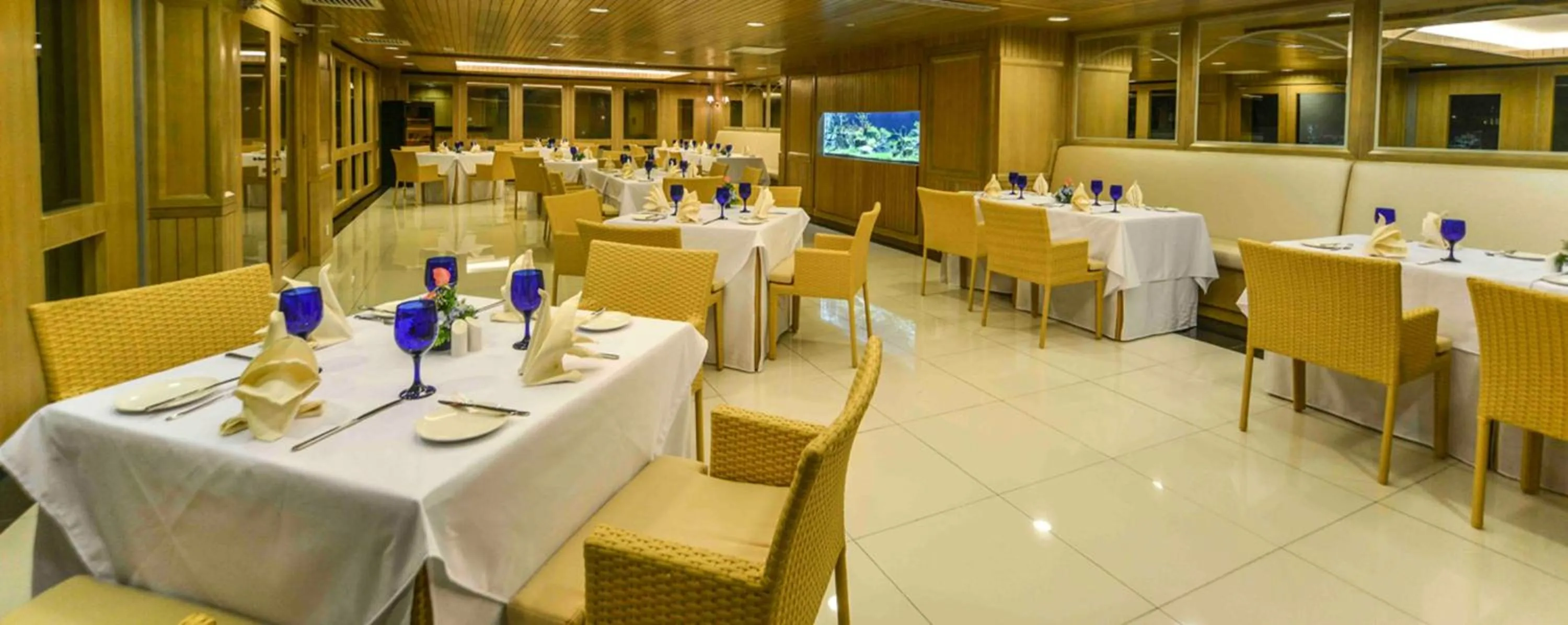 Restaurant/places to eat in Royale Chulan Penang