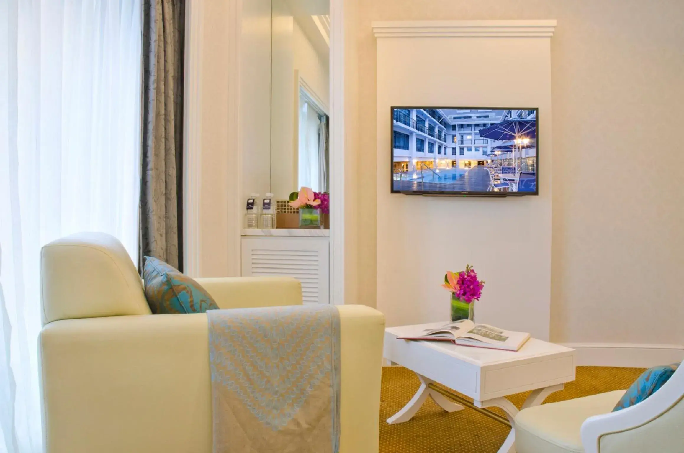 Living room, TV/Entertainment Center in Royale Chulan Penang