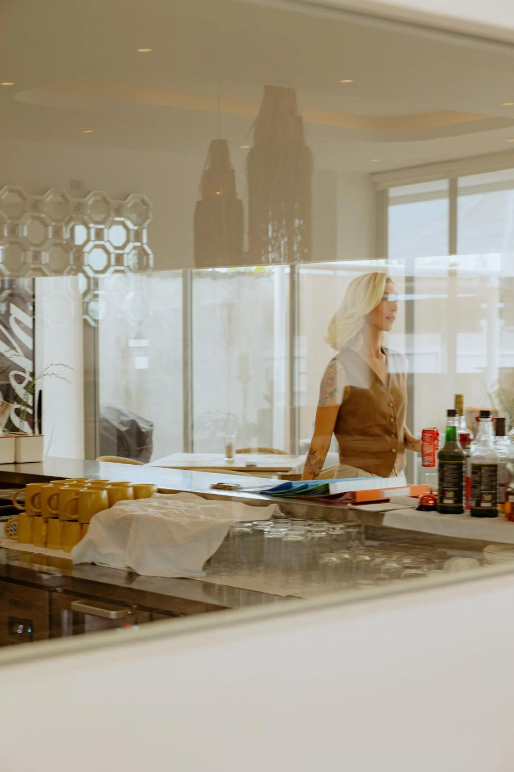 Restaurant/places to eat in Elite Atoll Beachfront Hotel