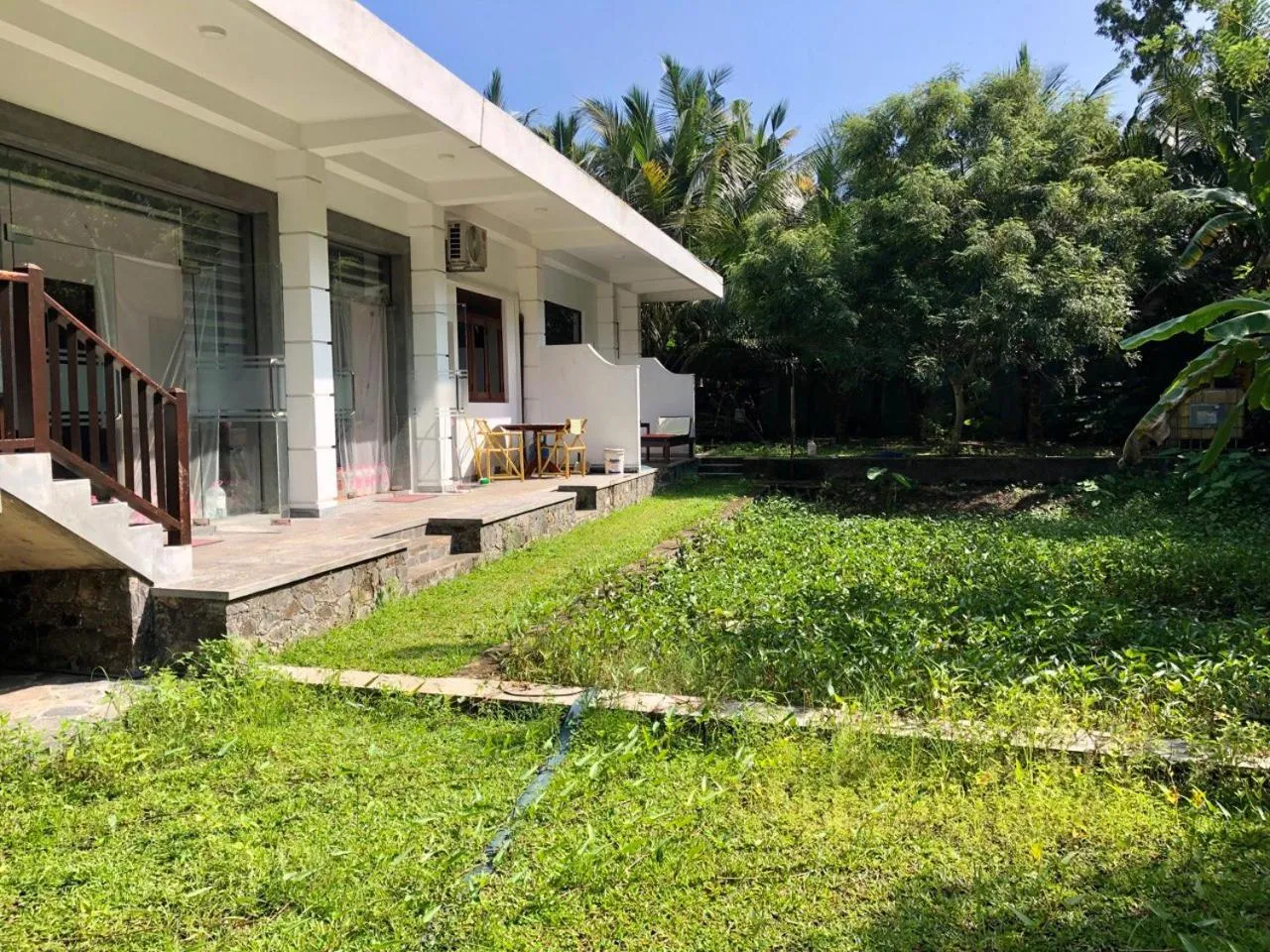 Property building in Villa La more