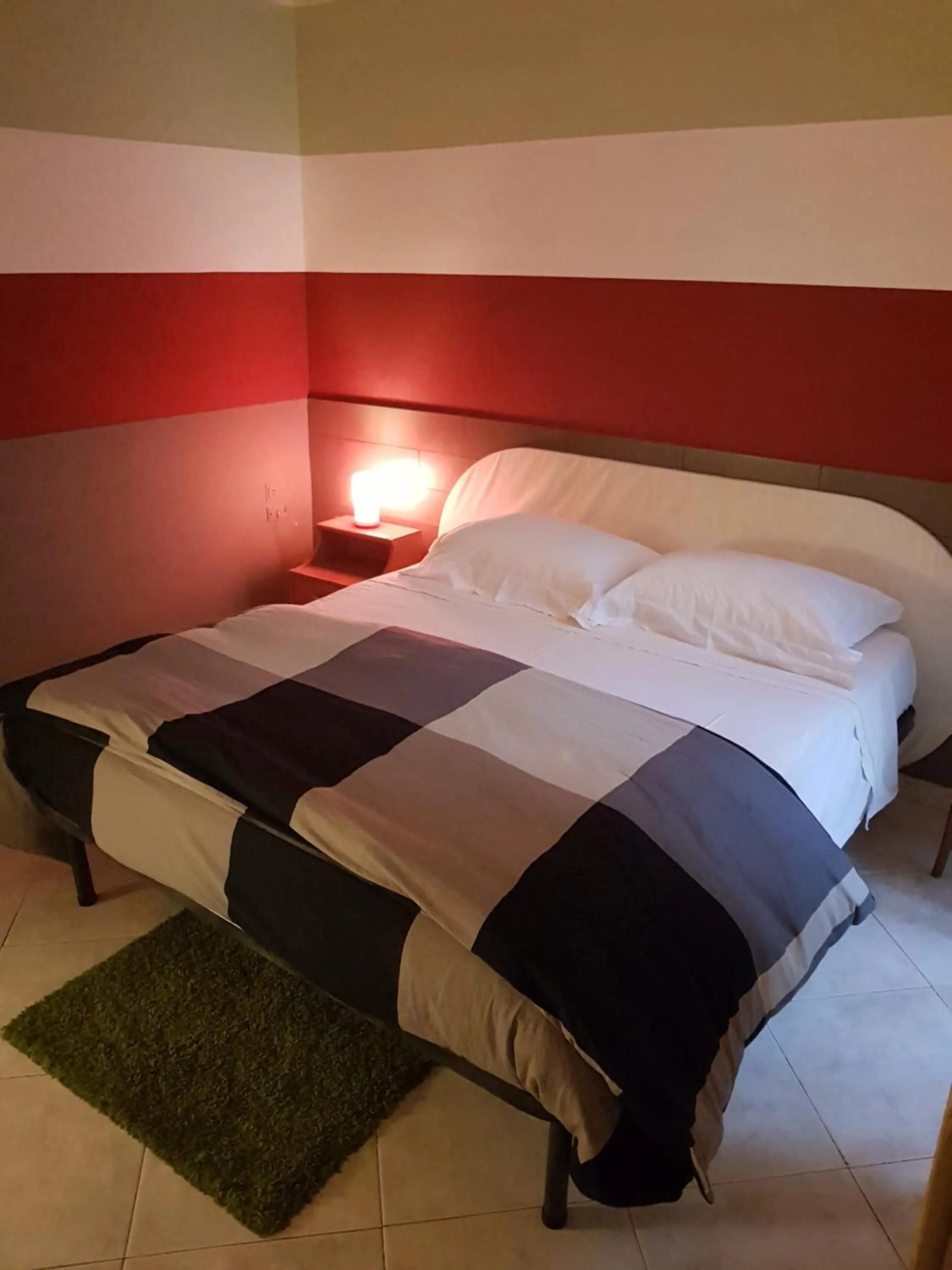 Bed in Dreaming of Naples