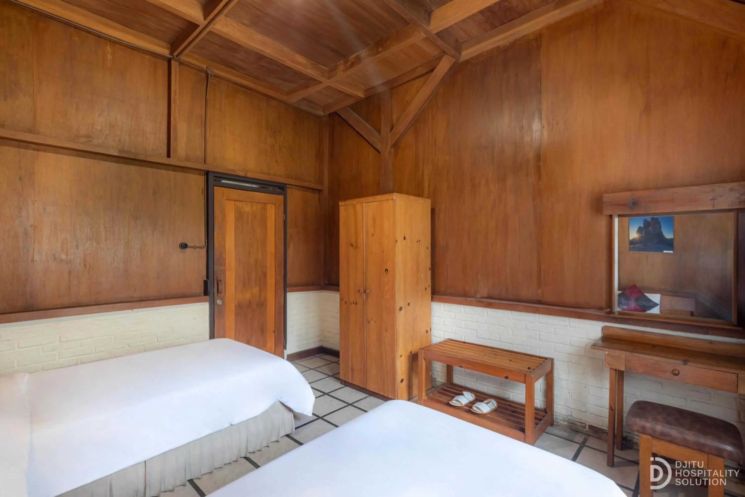 Bedroom, Bed in Hotel Grand Panorama Lembang