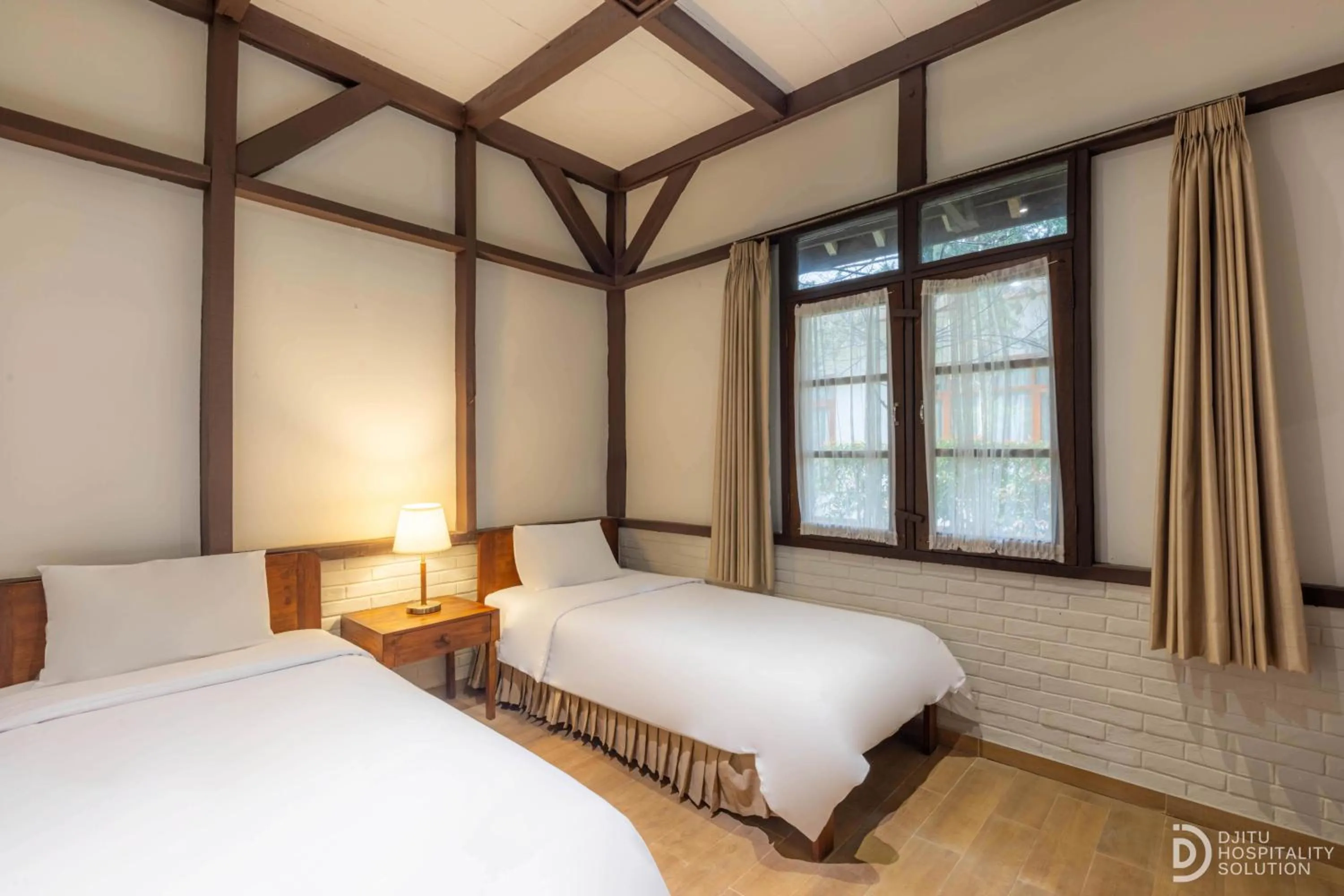 Bed in Hotel Grand Panorama Lembang