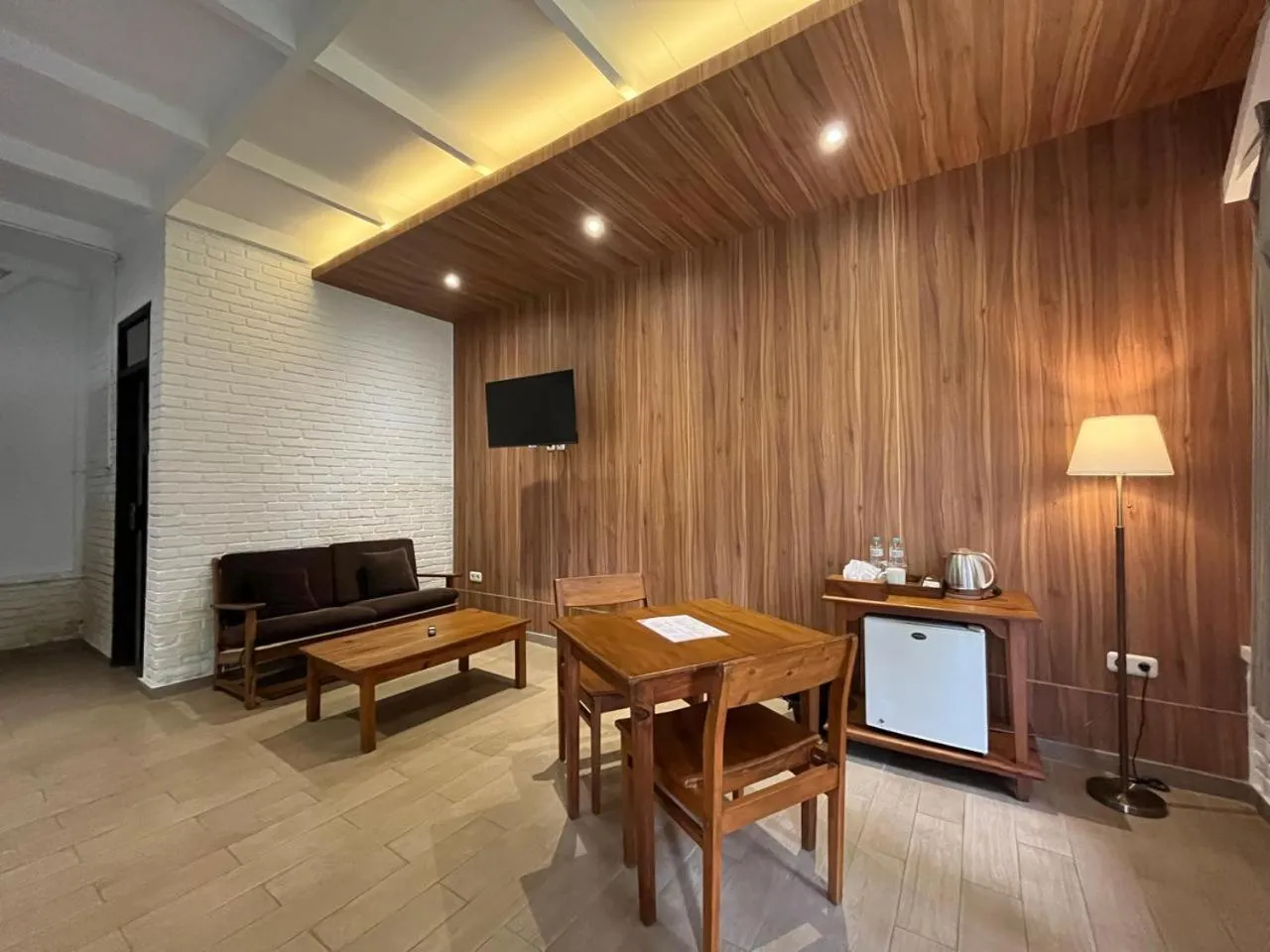 TV and multimedia in Hotel Grand Panorama Lembang