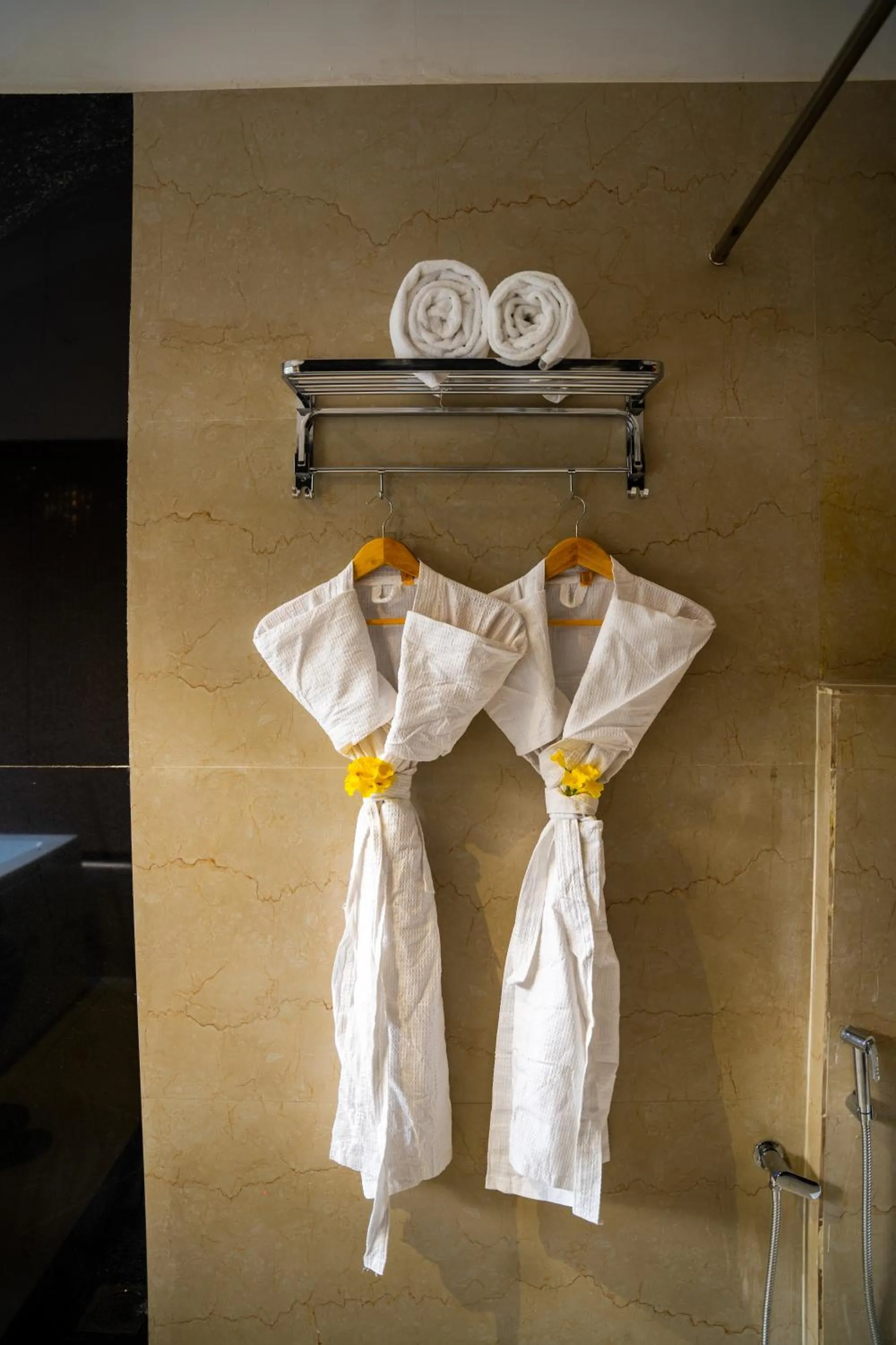 Bathroom in Citrus Prime Kanha Resort and Villas