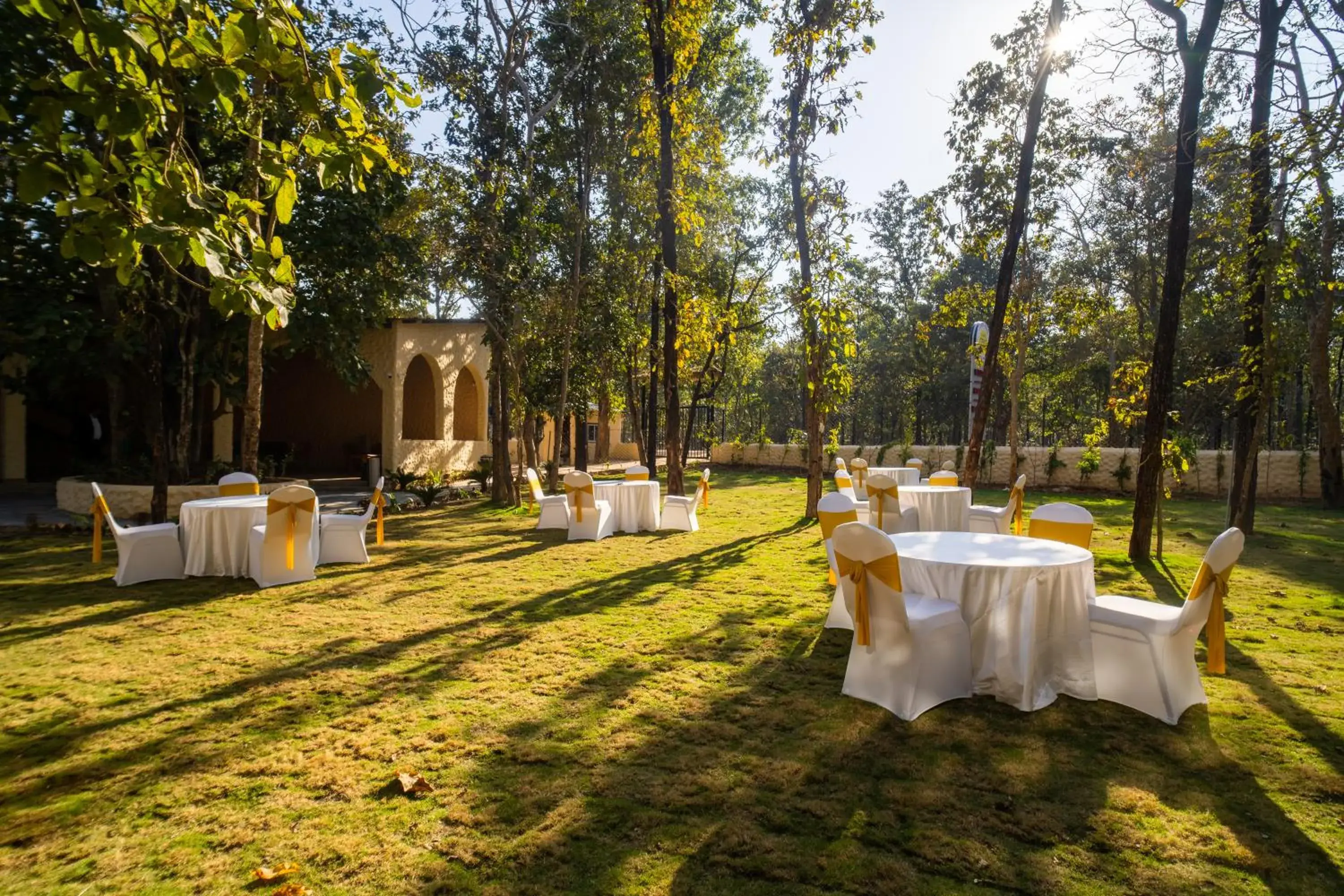 Restaurant/places to eat in Citrus Prime Kanha Resort and Villas Restaurant/places to eat in Citrus Prime Kanha Resort and Villas