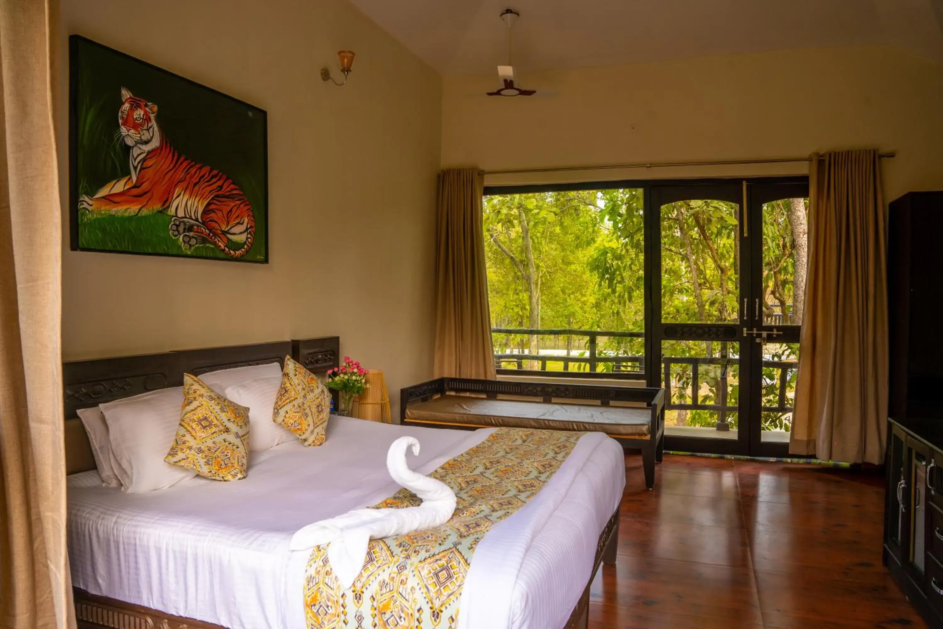 Bed in Citrus Prime Kanha Resort and Villas Bed in Citrus Prime Kanha Resort and Villas