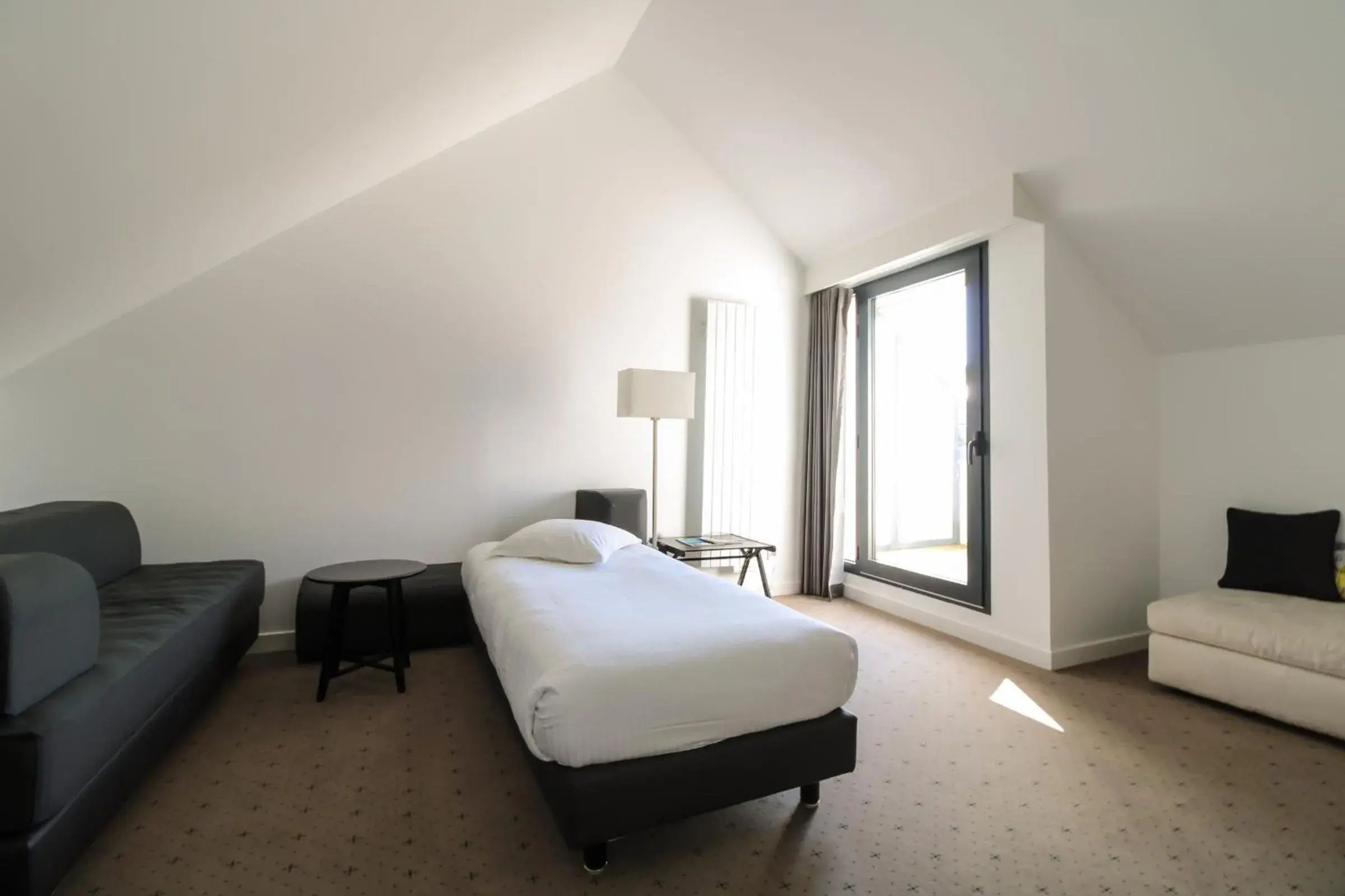 Bed in Loire & Sens Bed in Loire & Sens