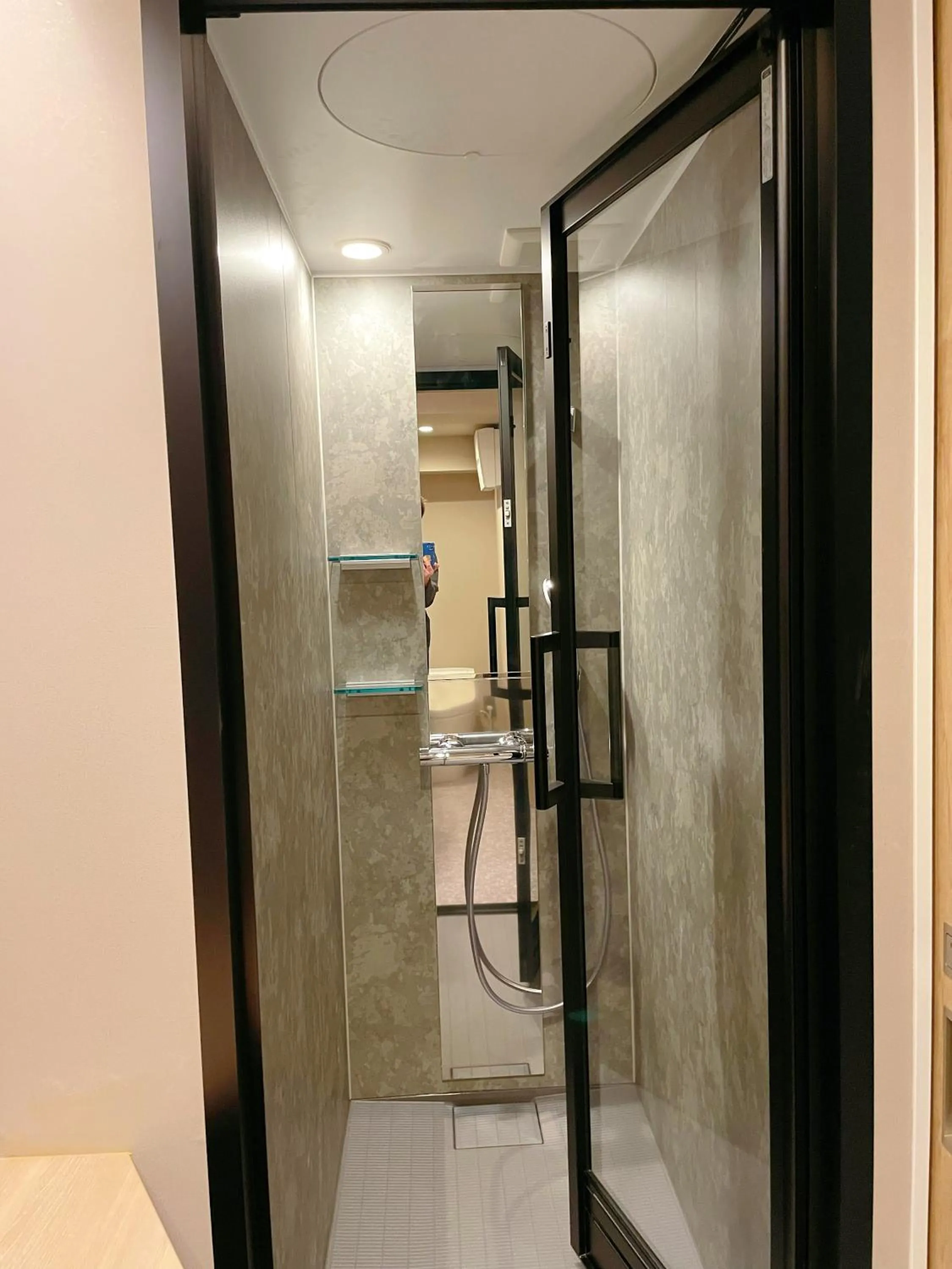 Shower in HOTEL KANMA UENO