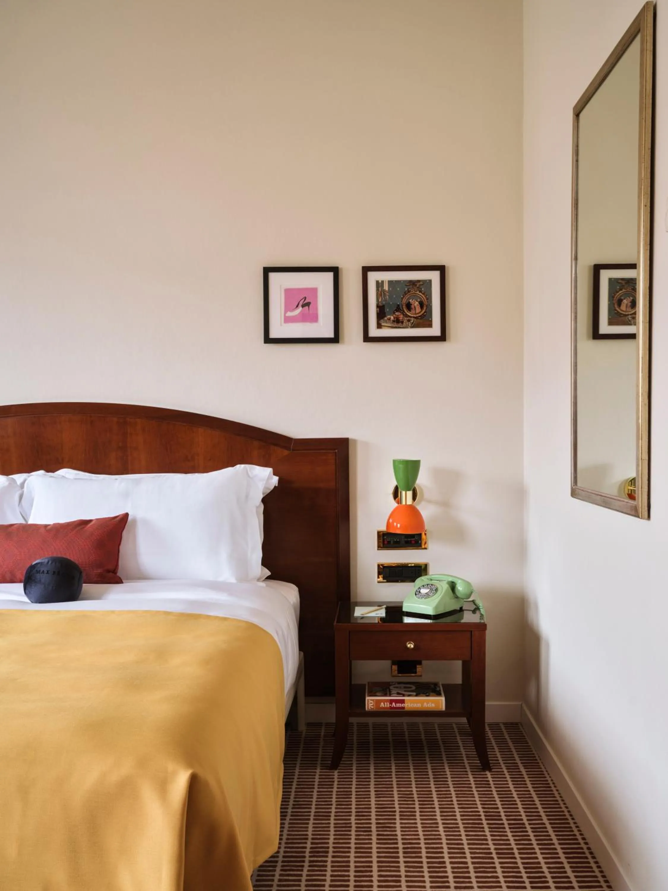 Bedroom, Bed in Max Brown Hotel Missori, part of Sircle Collection