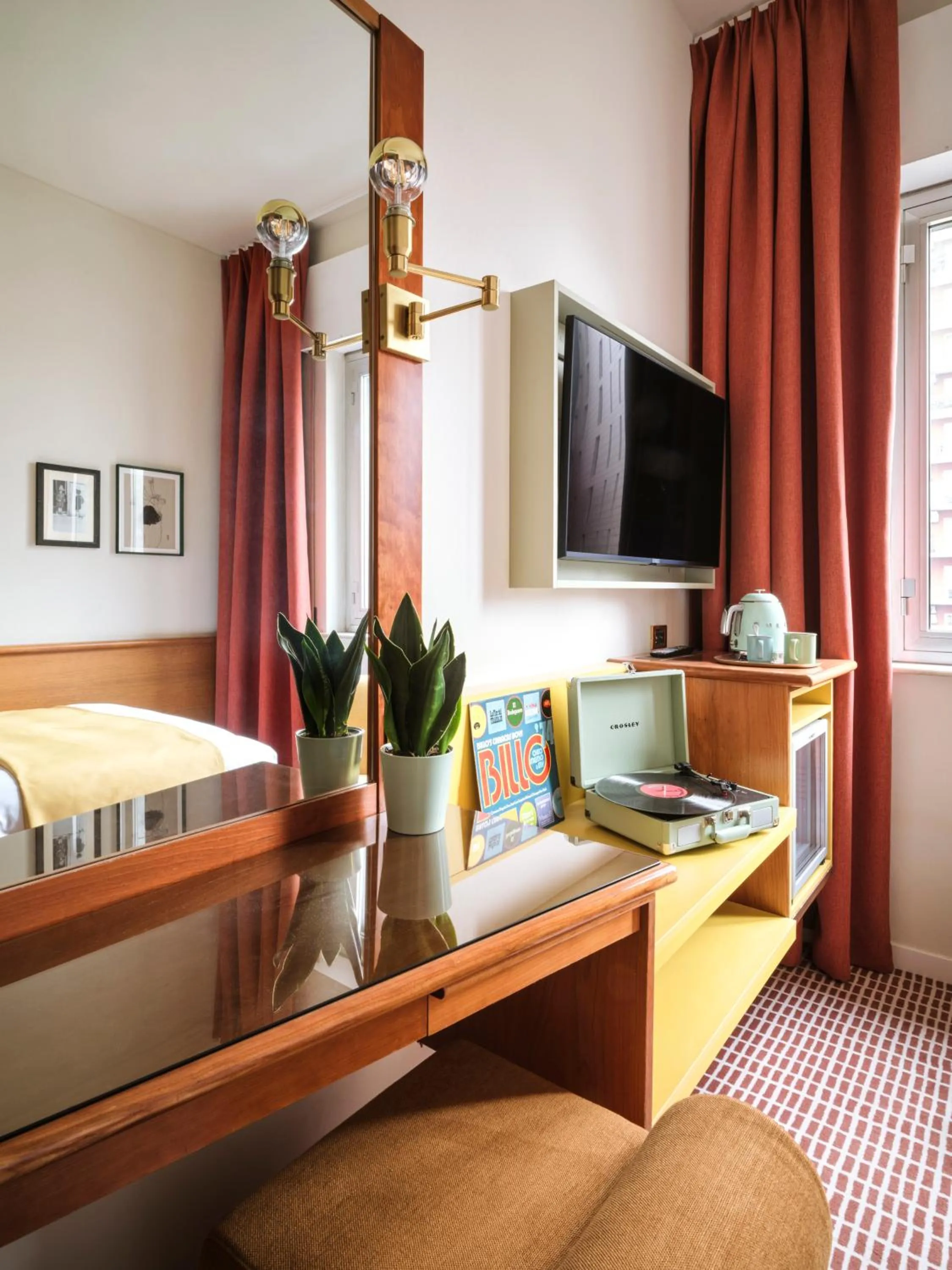 Bedroom in Max Brown Hotel Missori, part of Sircle Collection