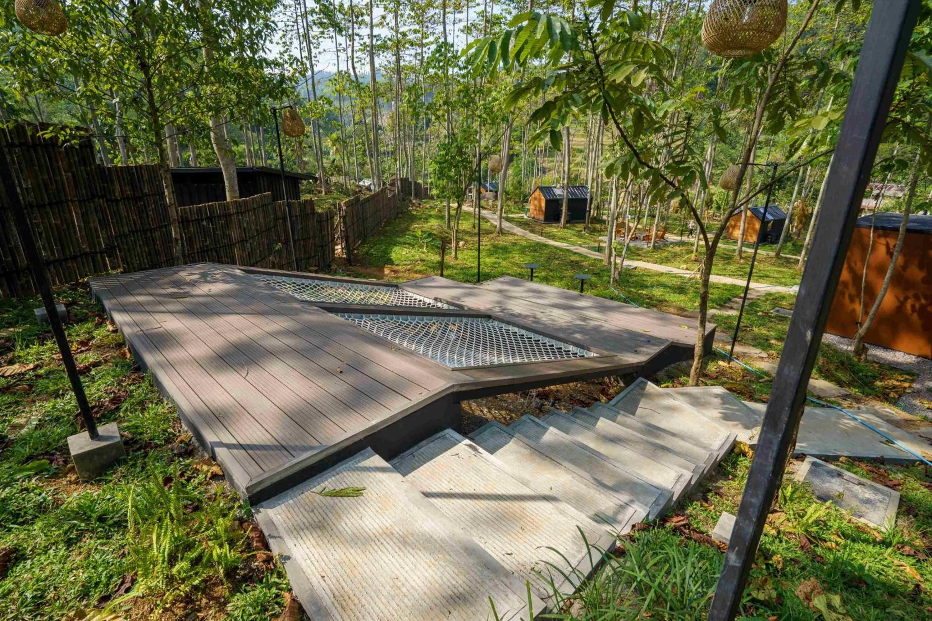 Bobocabin The Tavia, Puncak