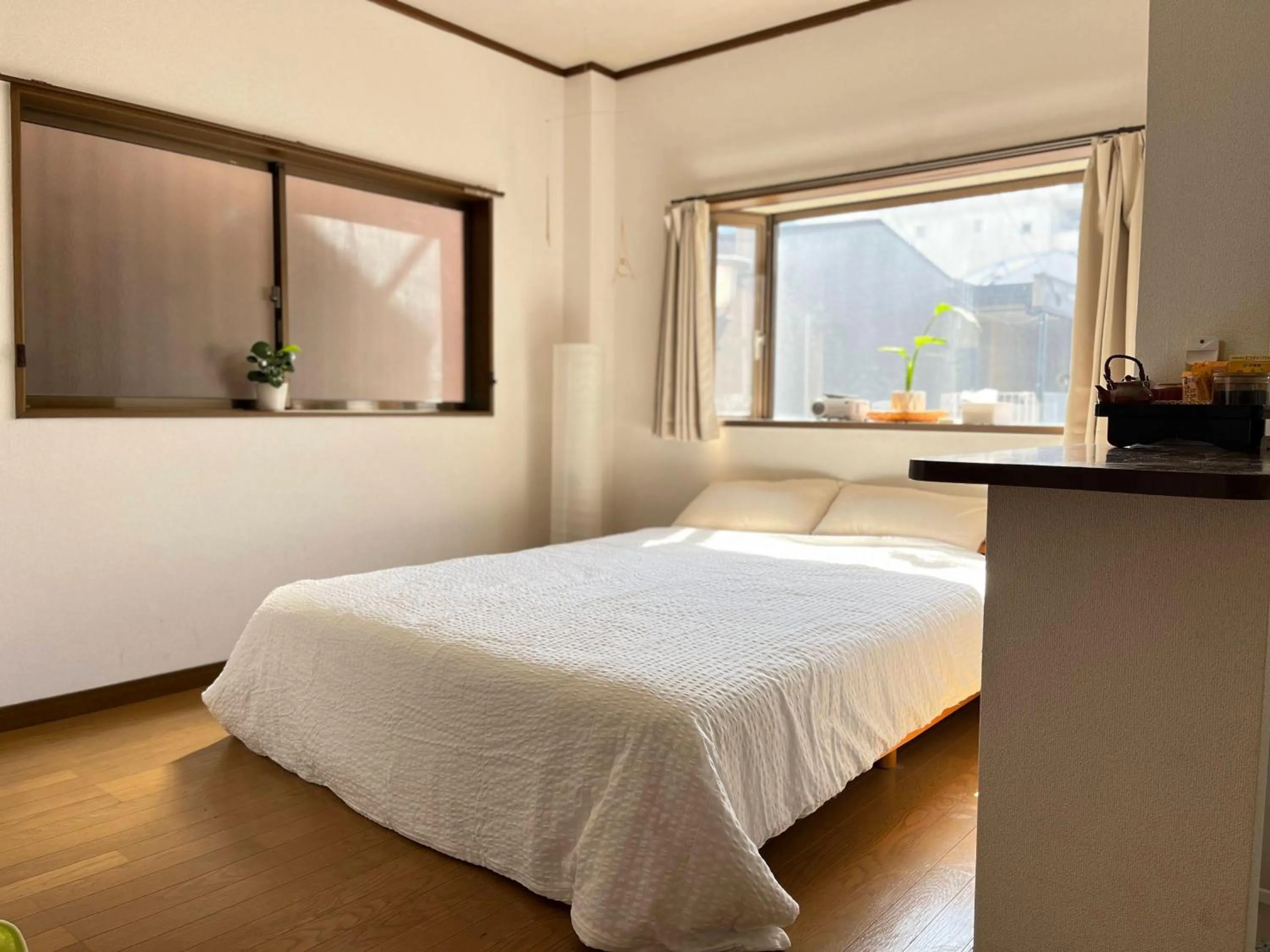 Bedroom, Bed in ᛃ 眠りの癒 ᛃ Cozy Apt In The Heart of Beppu 201