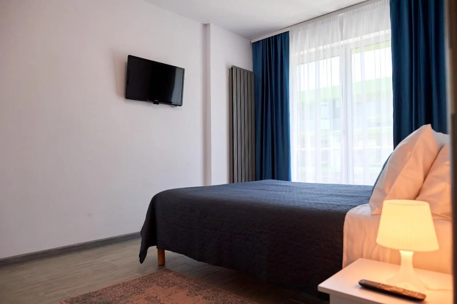 Bed in Luxuri by Alz