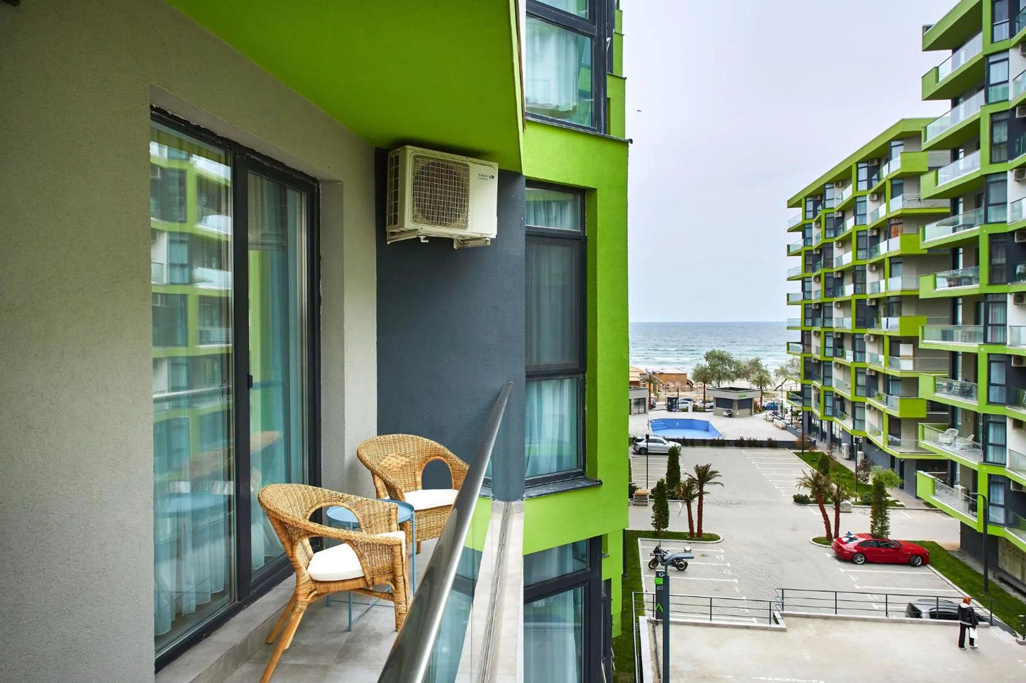 Property building in Luxuri by Alz