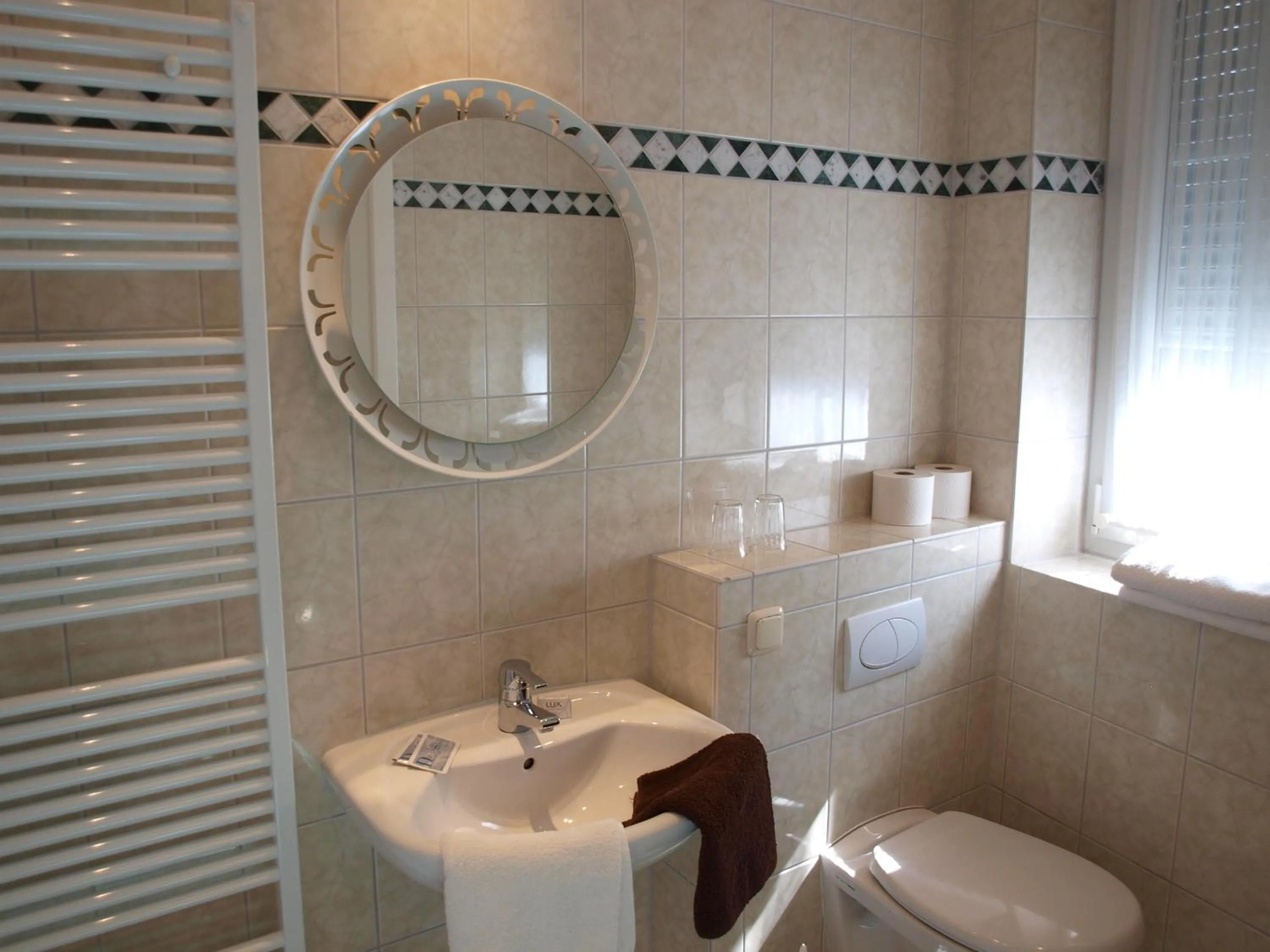 Bathroom in Hotel Gasthof Schuster und Gästehaus