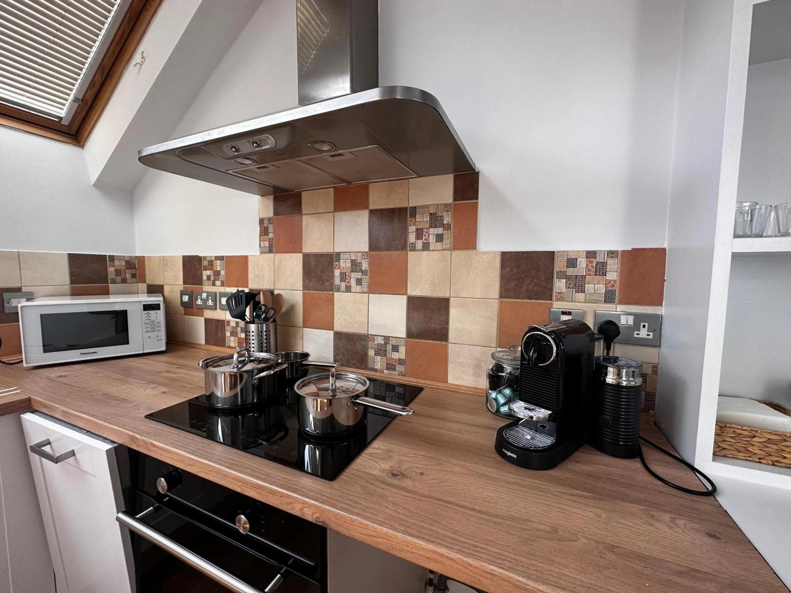Studio flat in the heart of Hampstead, London