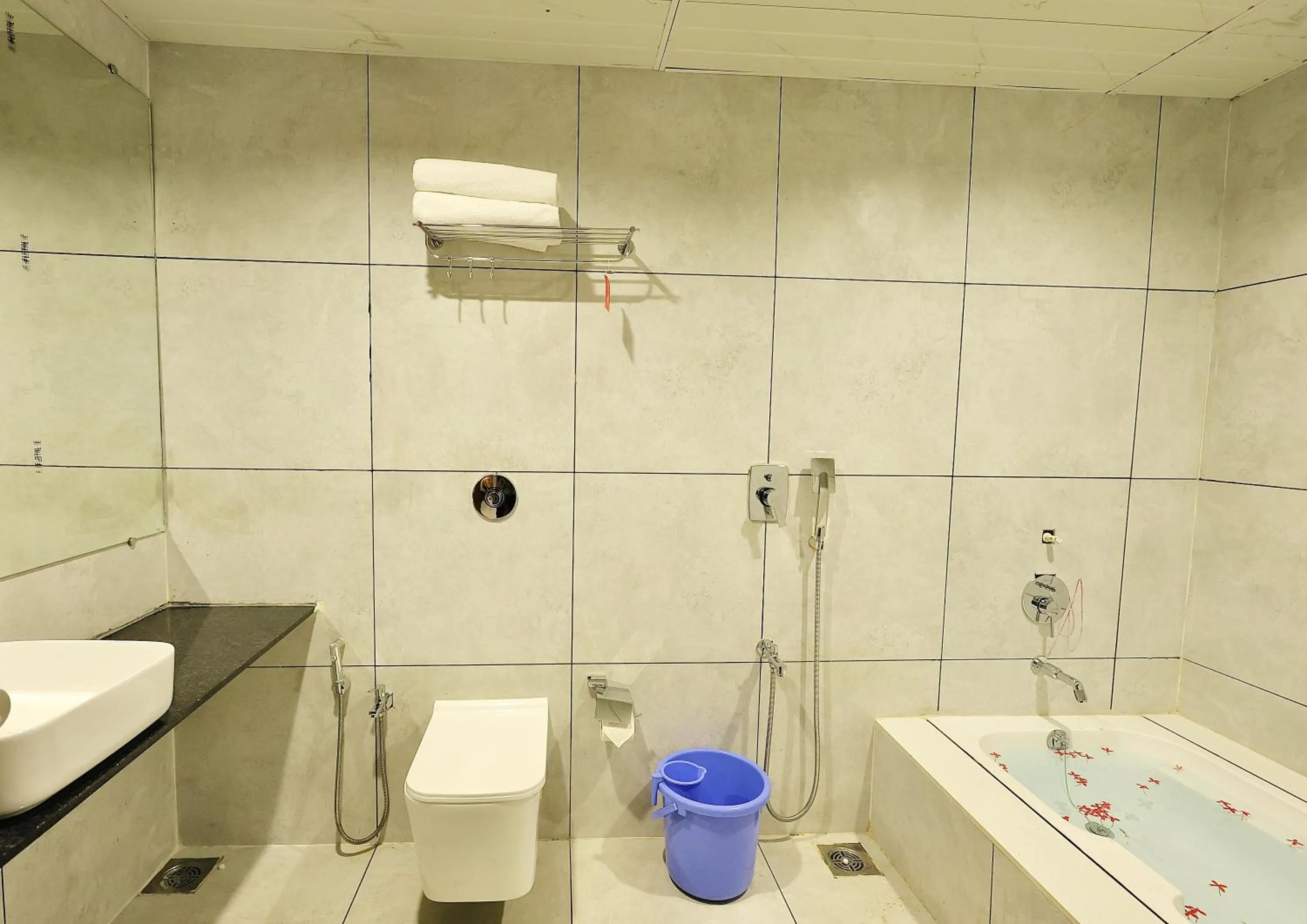 Bathroom in RiverView Tent Resort