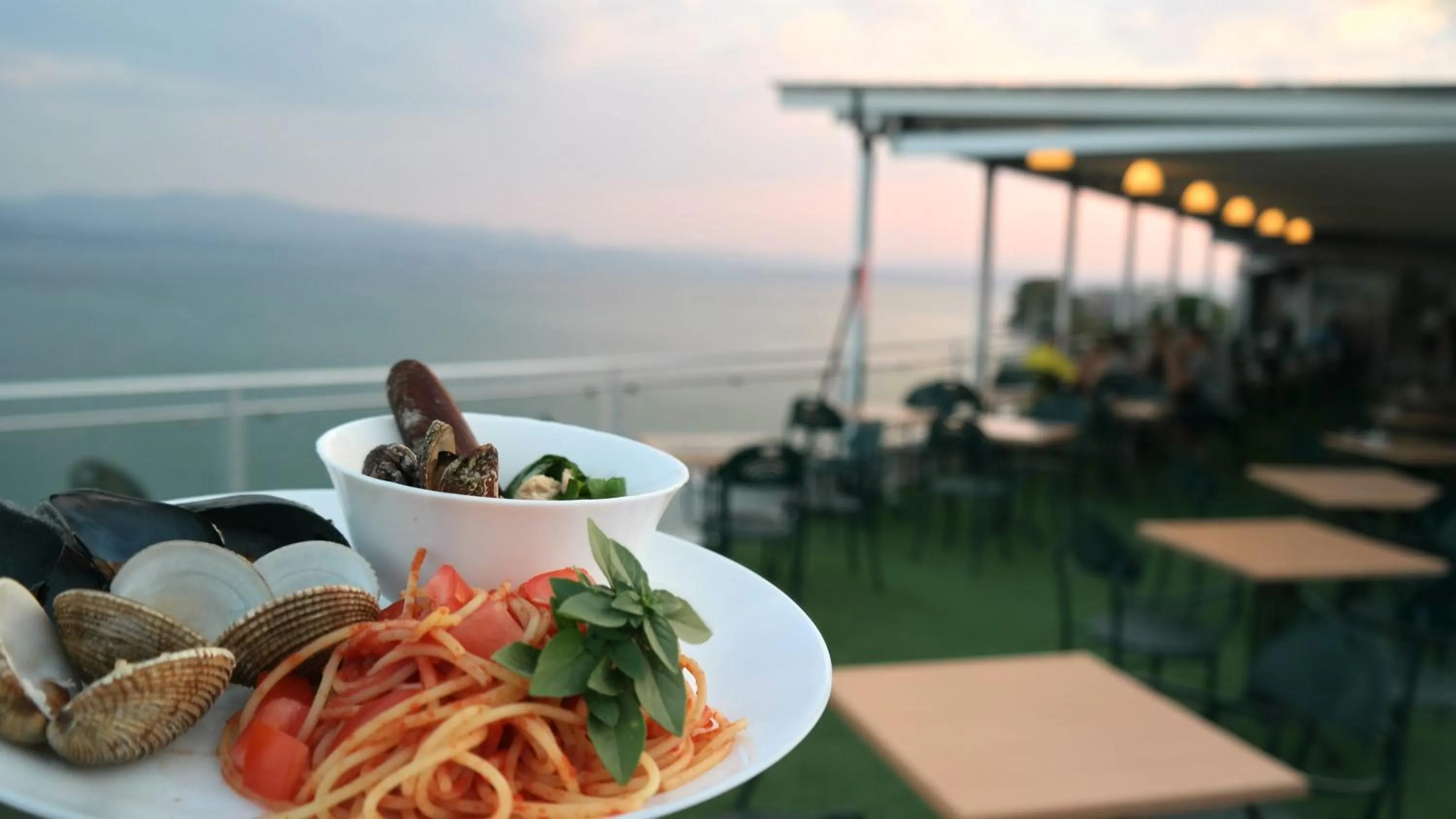 Restaurant/places to eat in Porto Evia Boutique Hotel