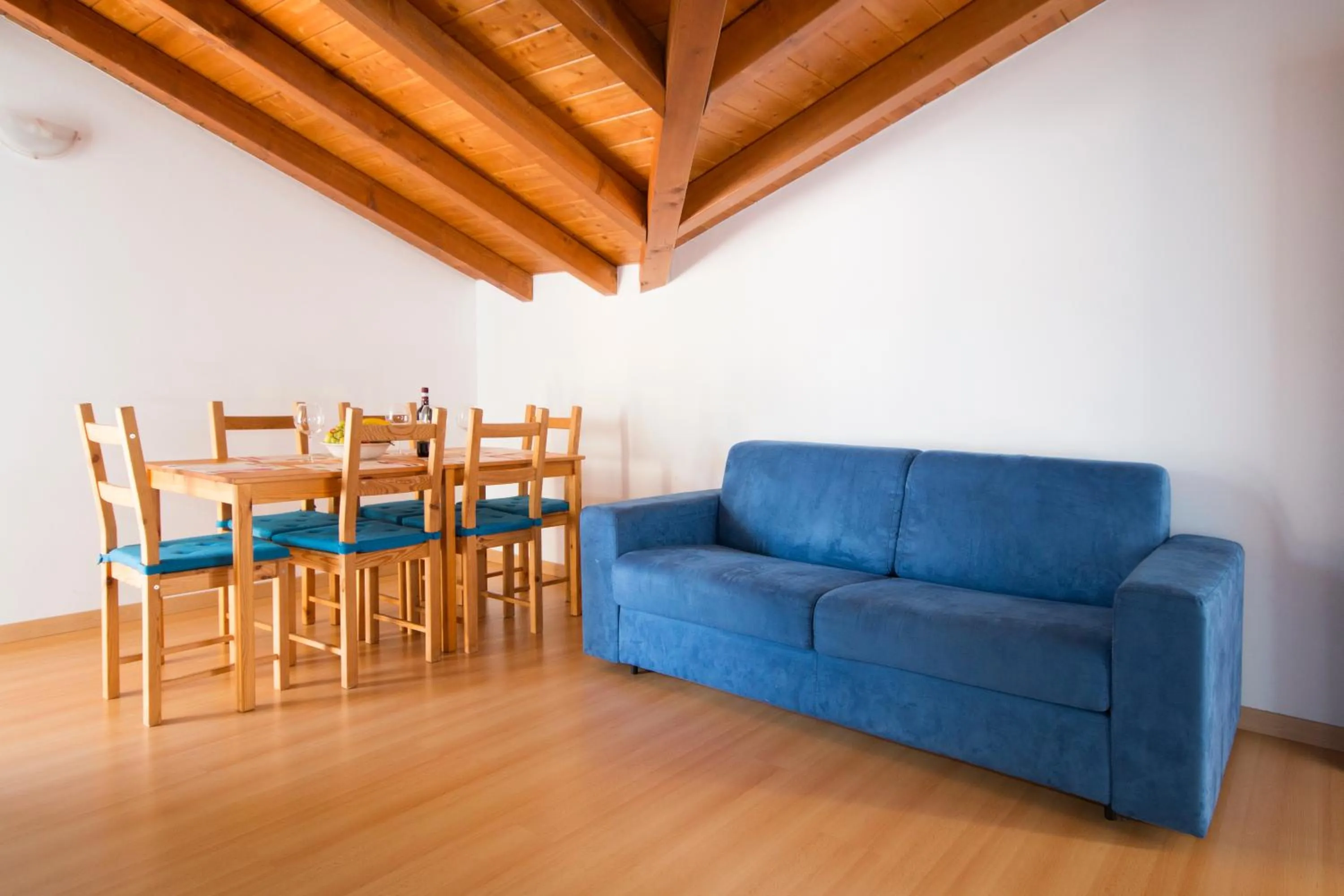 TV and multimedia in Lakeside Holiday Resort