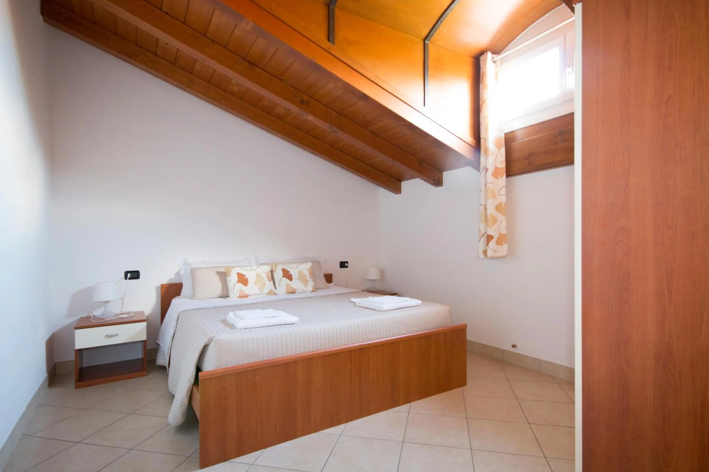 Bedroom, Bed in Lakeside Holiday Resort