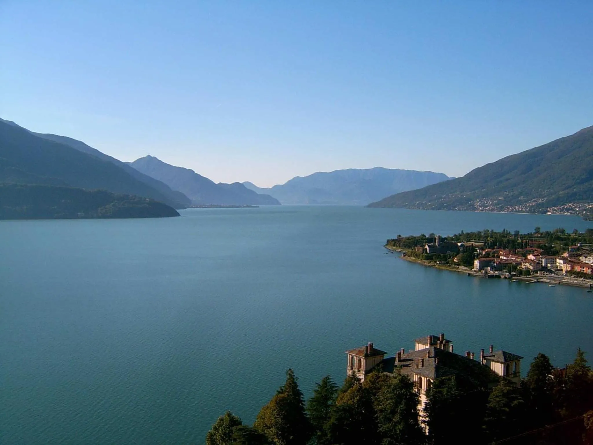 Area and facilities in Lakeside Holiday Resort