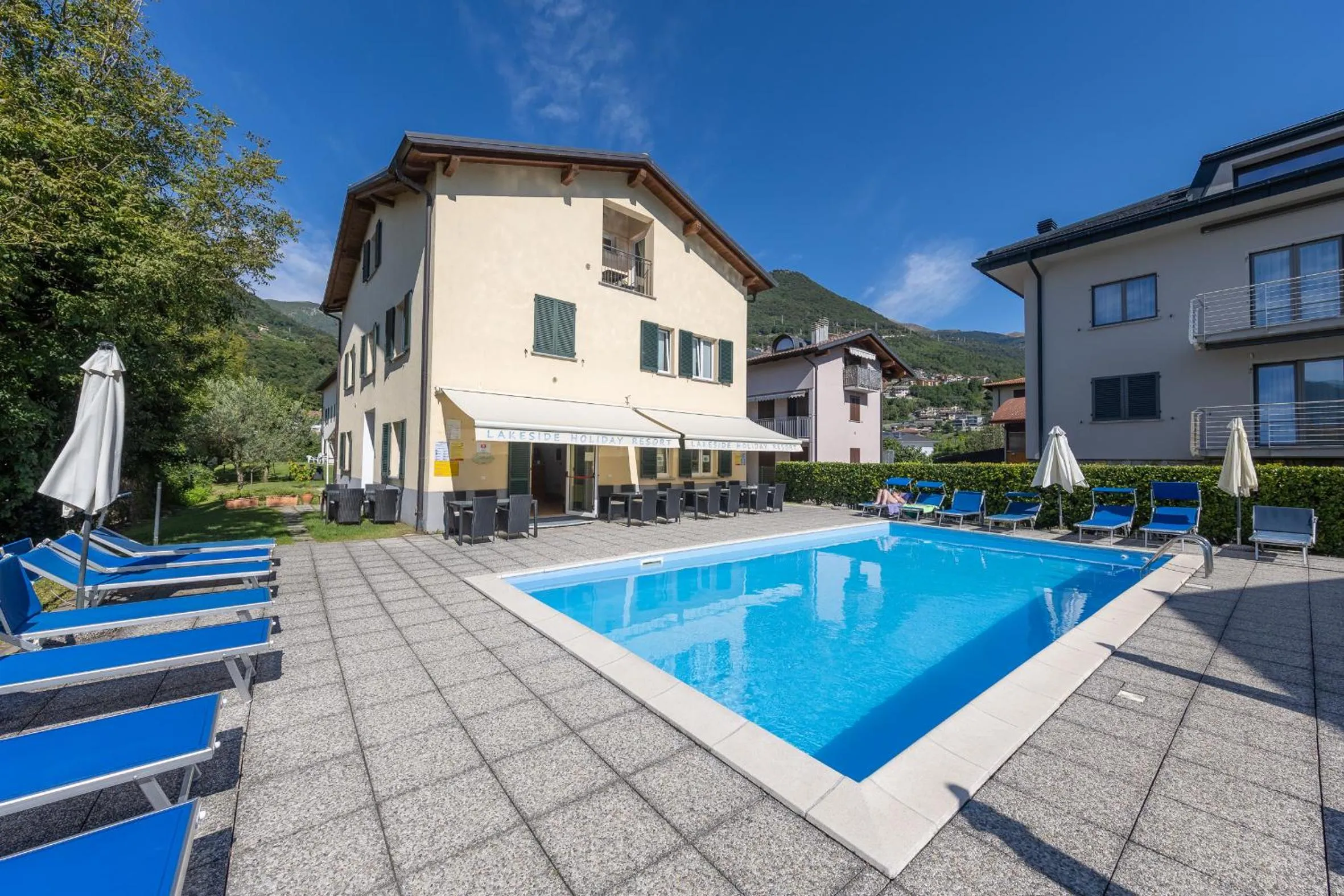 Property building in Lakeside Holiday Resort