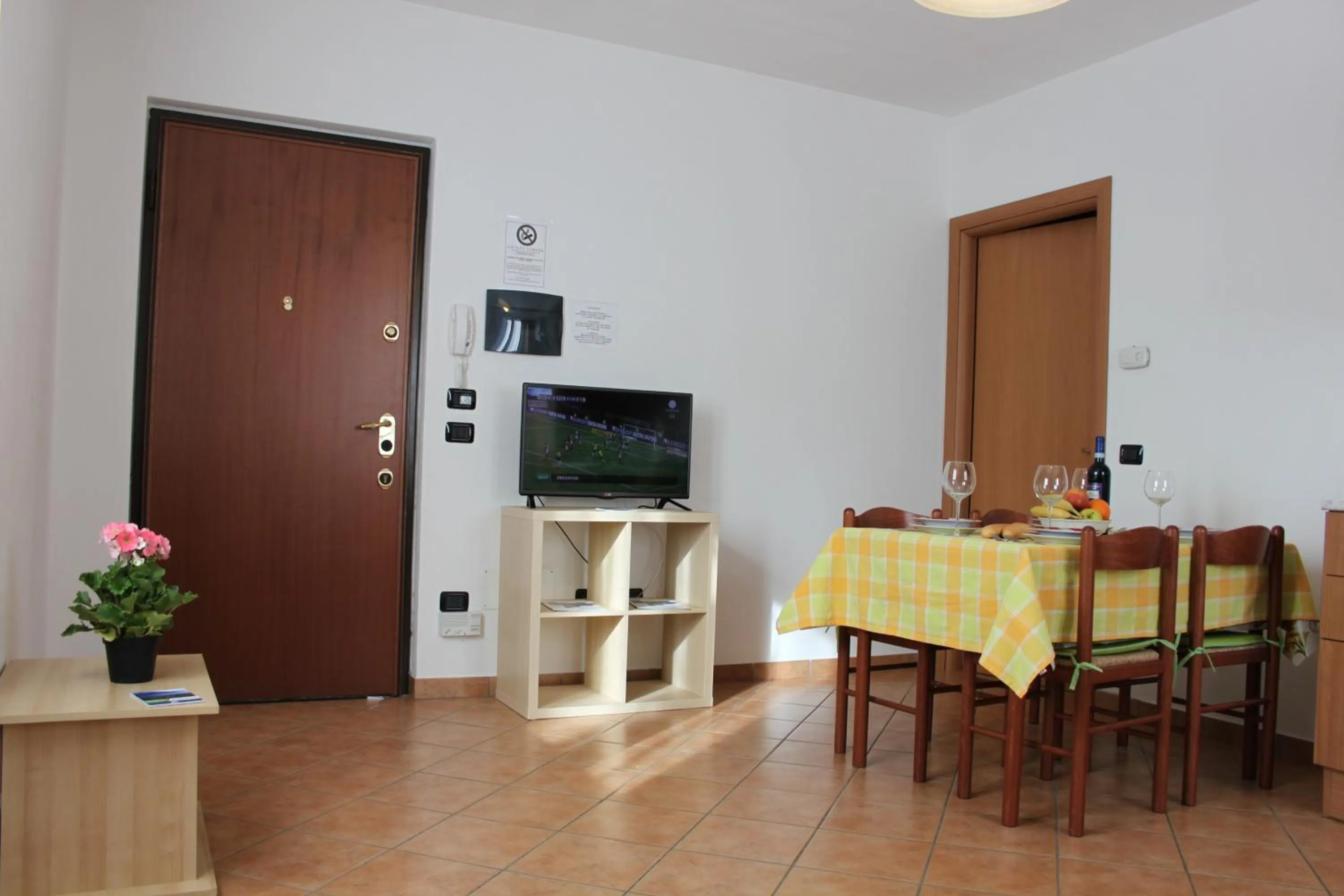 Dining area in Lakeside Holiday Resort
