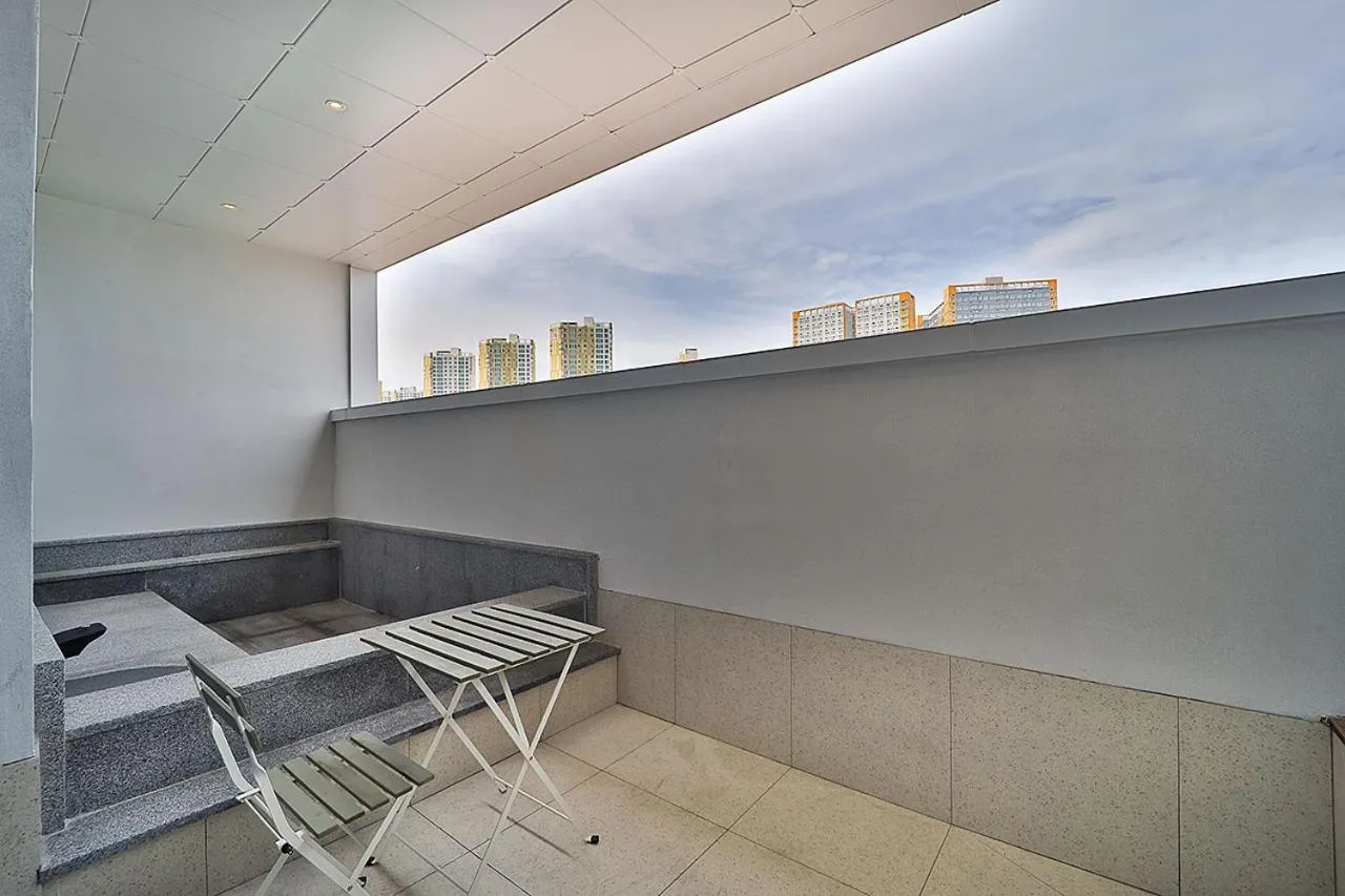 Browndot Signature Hotel