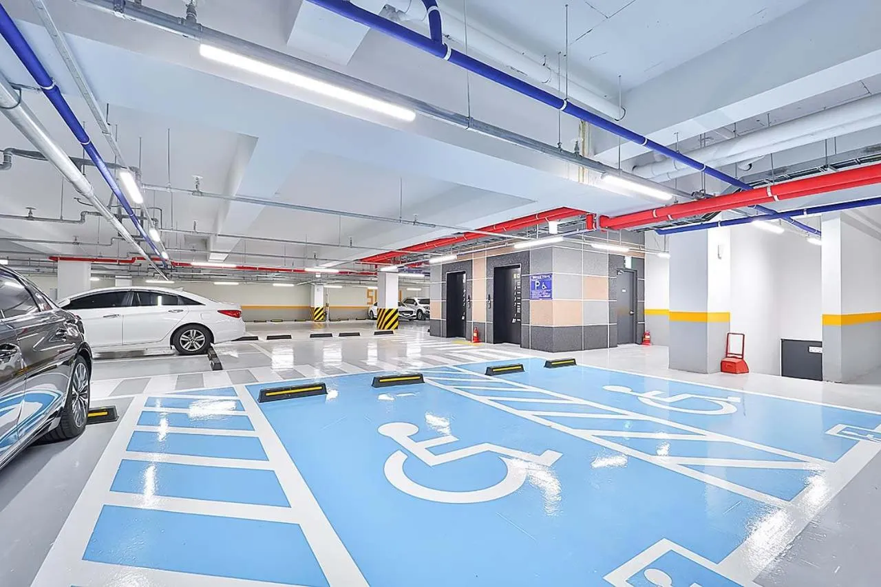 Browndot Signature Hotel