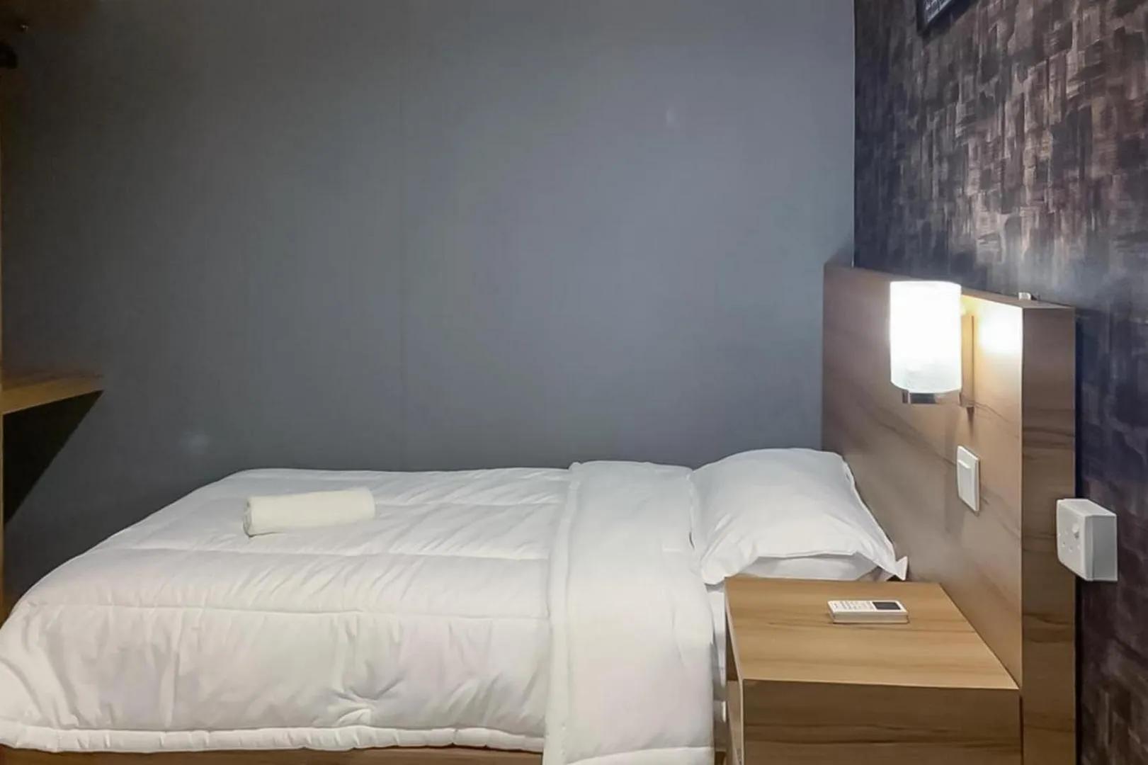 Bedroom in RedDoorz Syariah @ Jl D I Panjaitan Batu 7 Tanjung Pinang