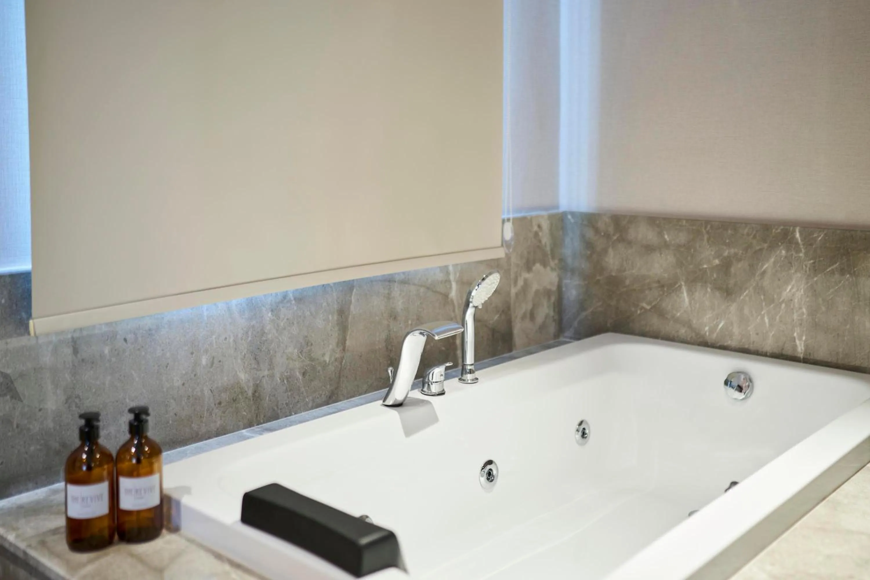 Hot Tub in La Maja Hotel