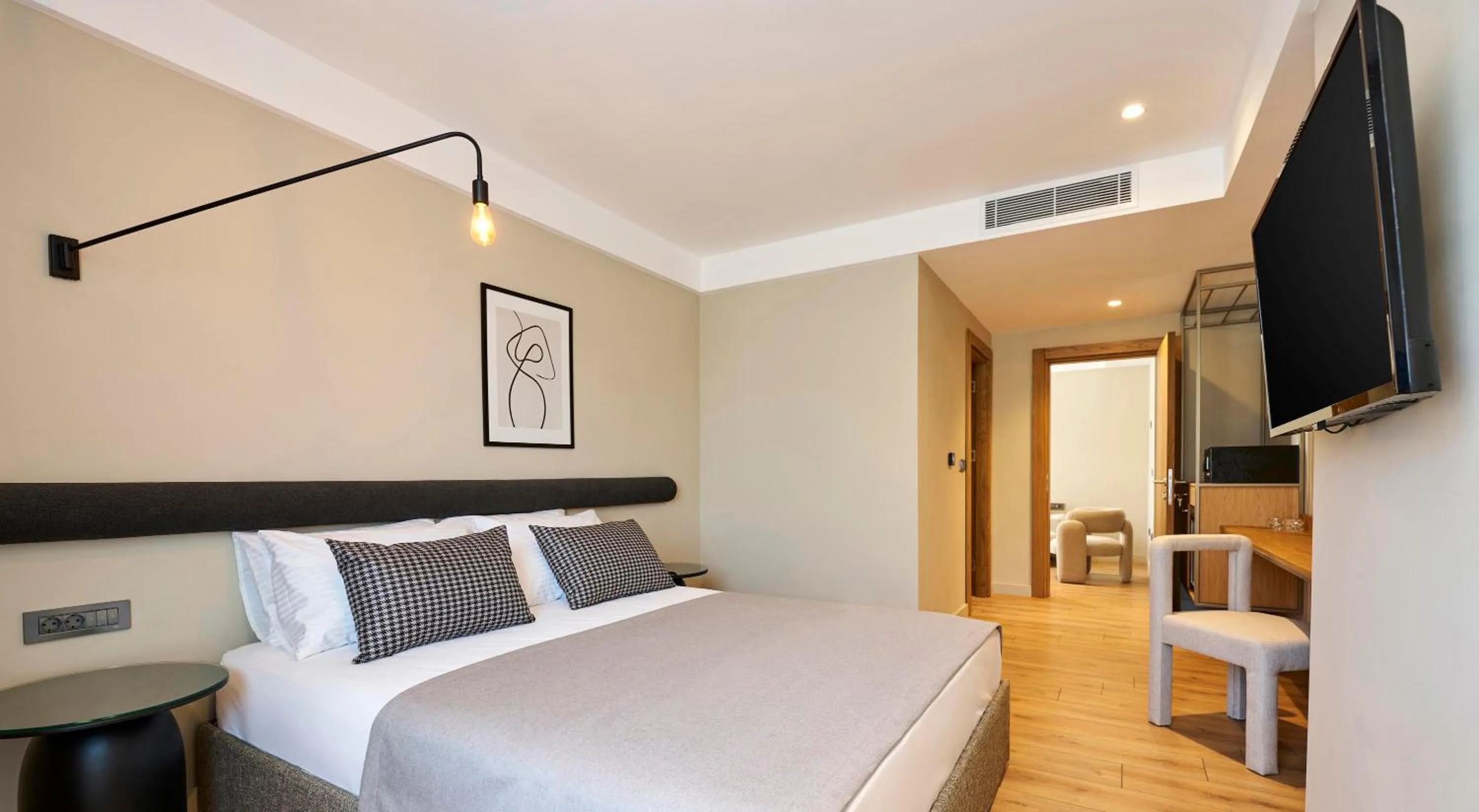 Bed in La Maja Hotel