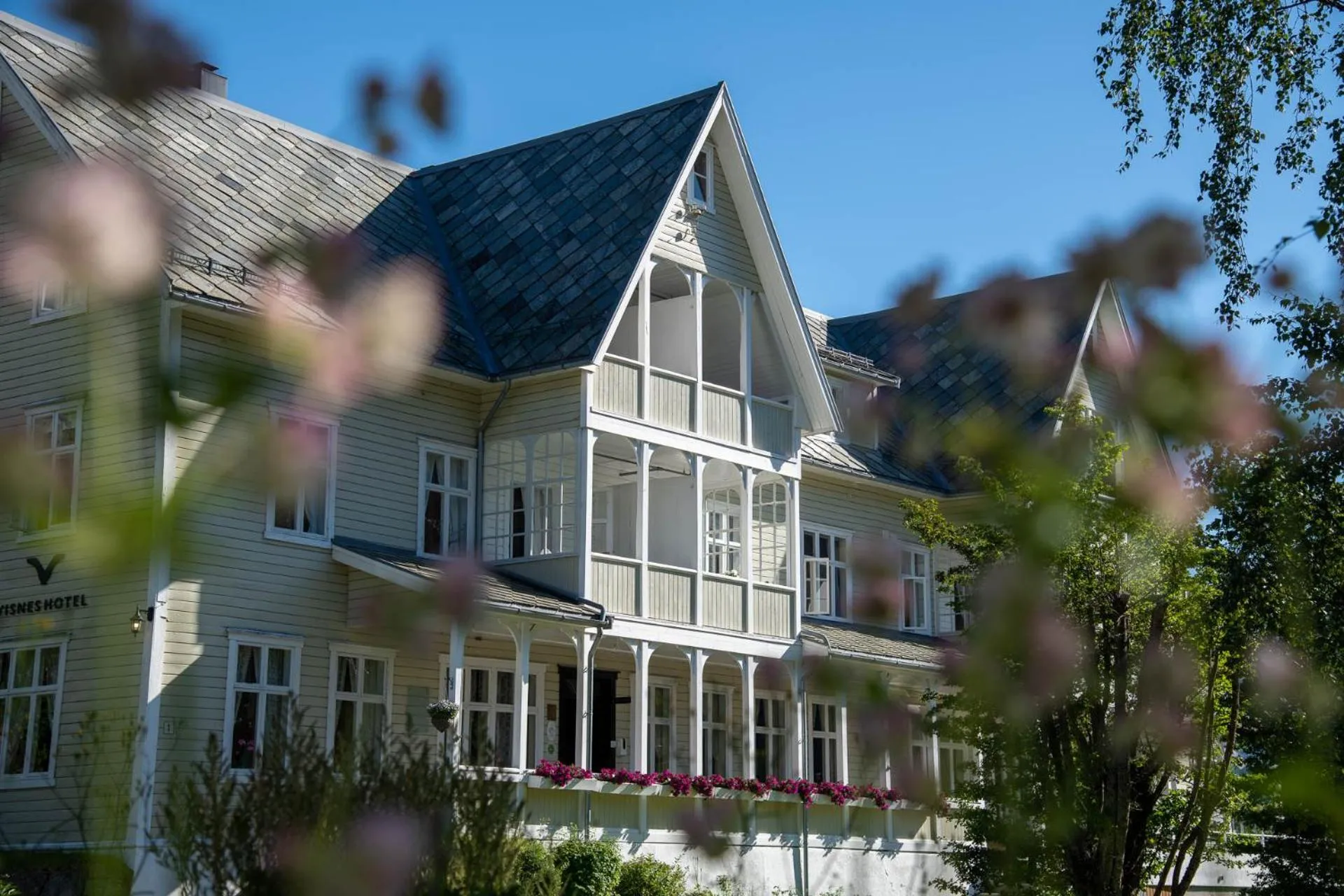 Property building in Visnes Hotel Stryn