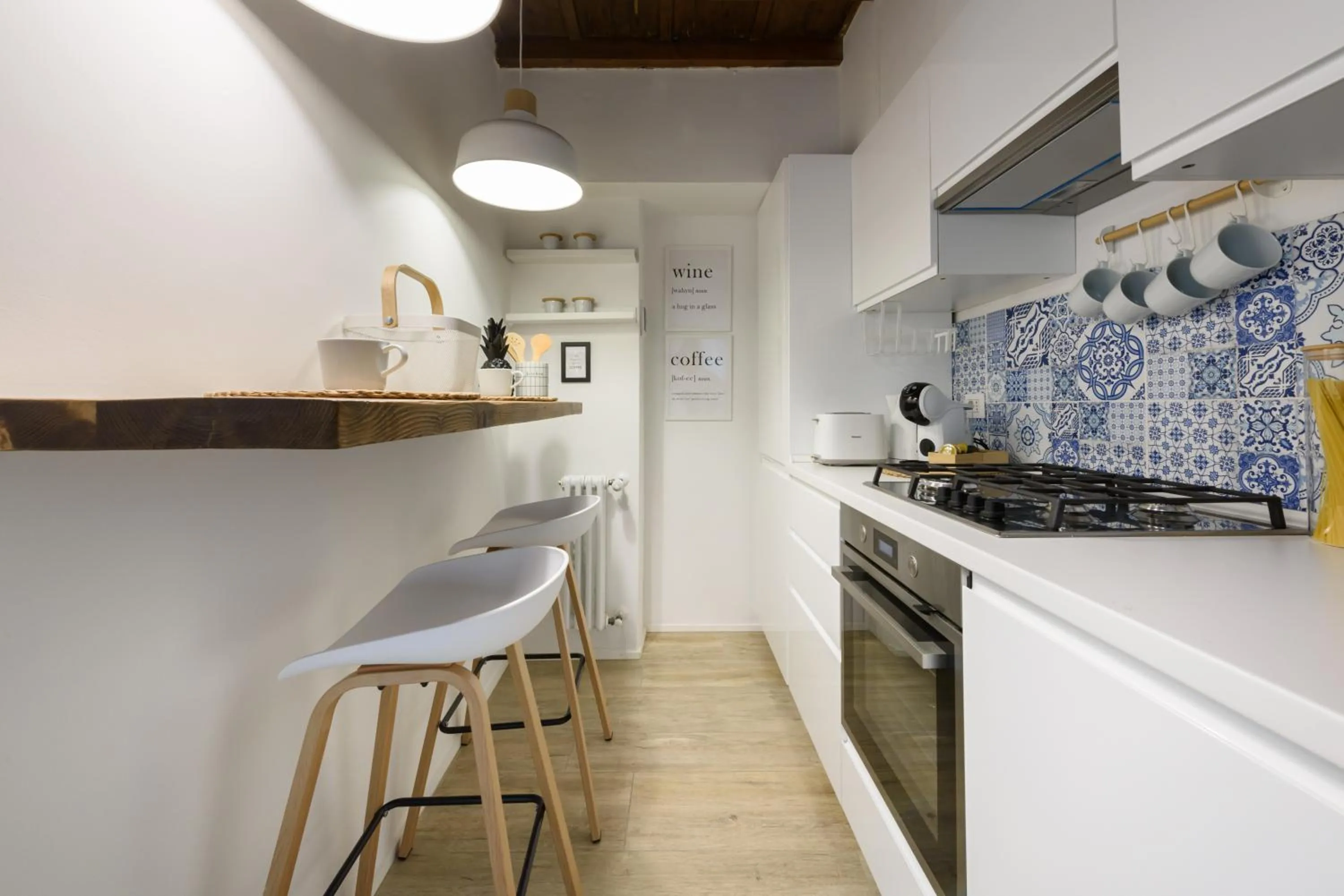 Kitchen or kitchenette in Madame Betta by Mmega