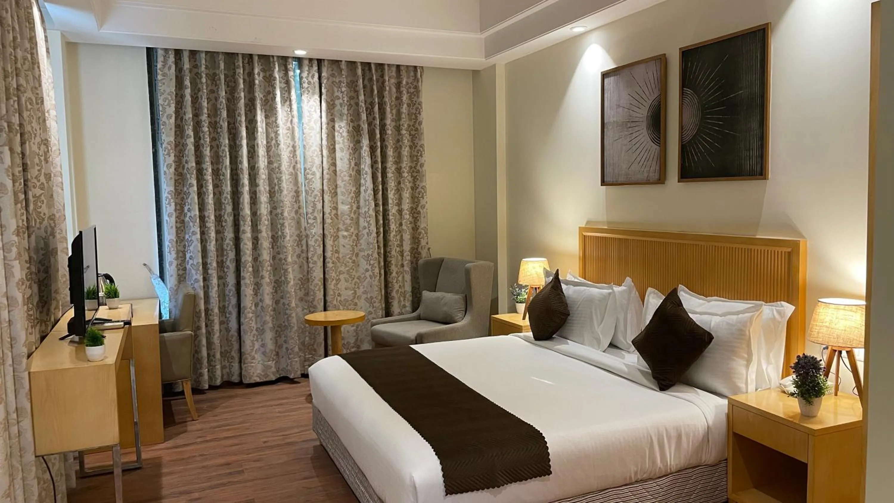 Bed in Saltstayz Select - Galleria Market & Golf Course Road