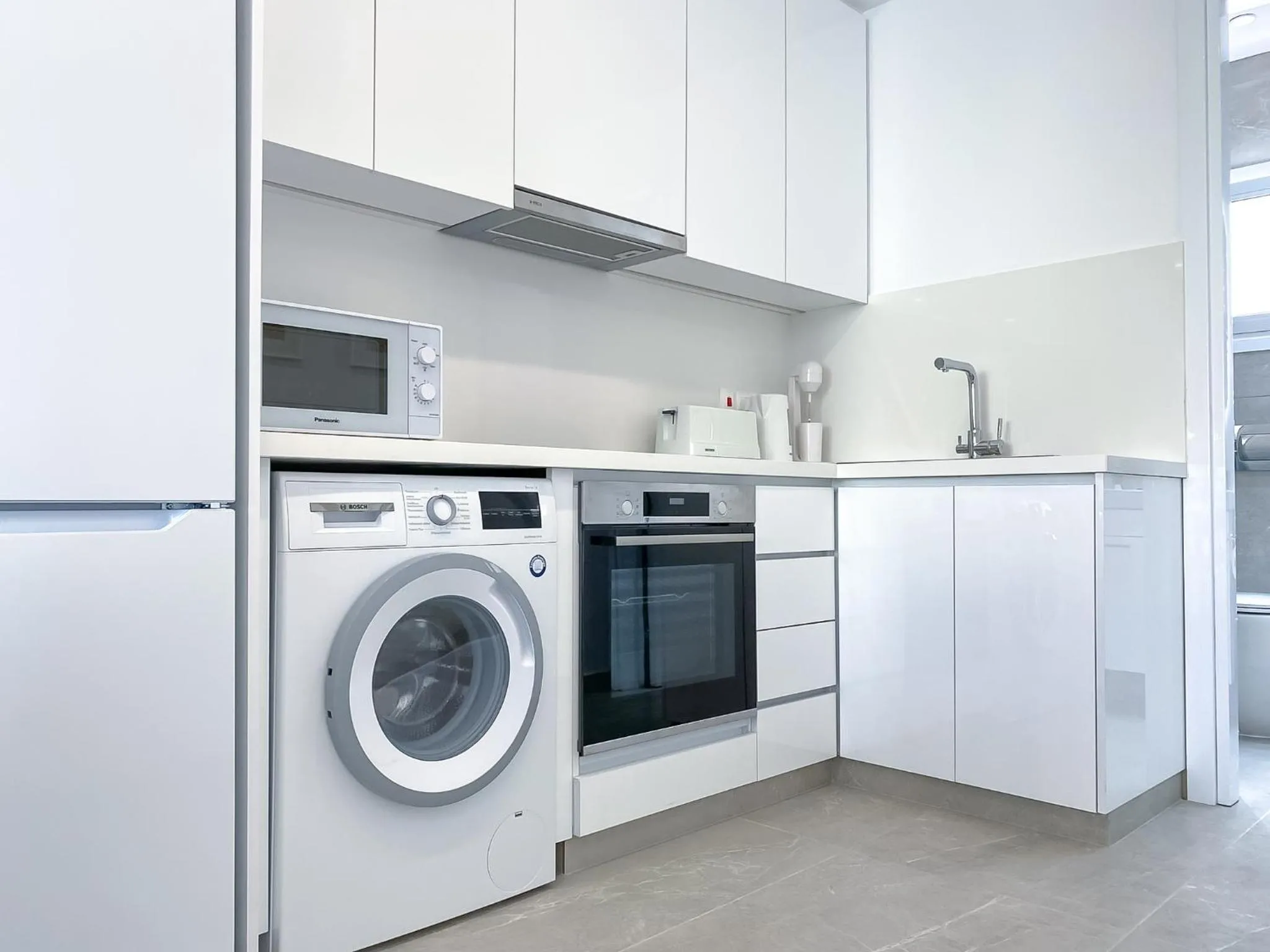 Kitchen or kitchenette in Phaedrus Living Limnaria Luxury Flat Vine 121