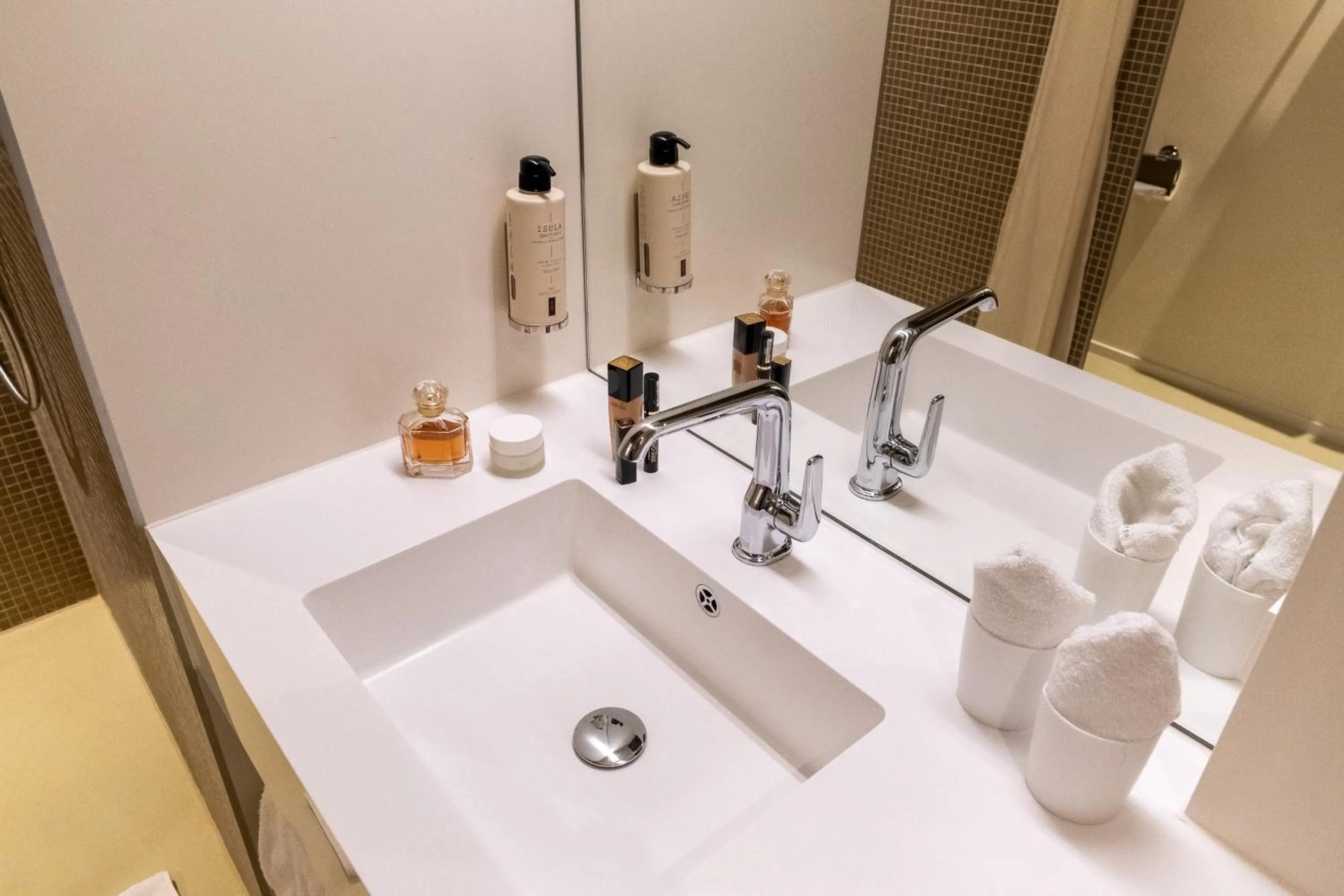 Bathroom in Trafo Hotel Baden