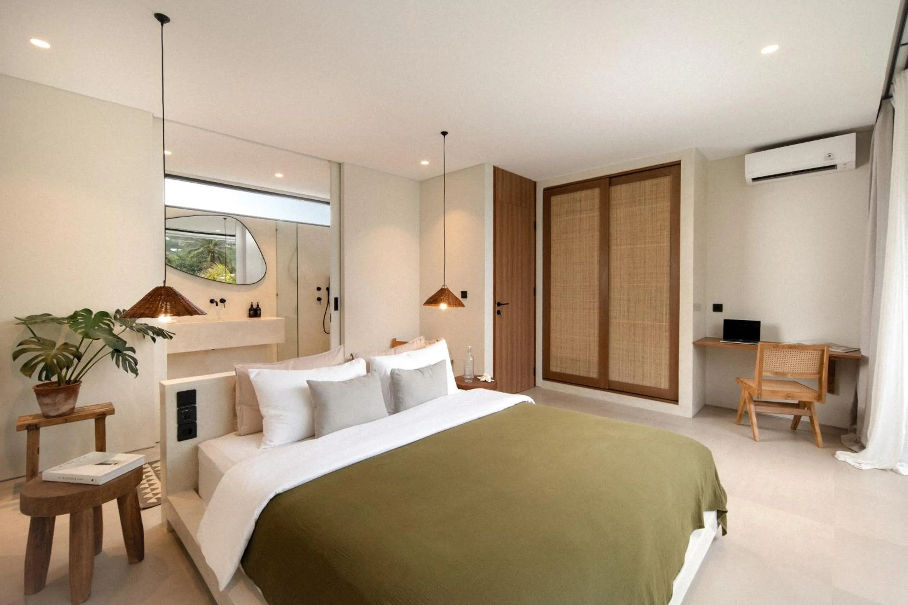 Bedroom, Bed in Tias Villas