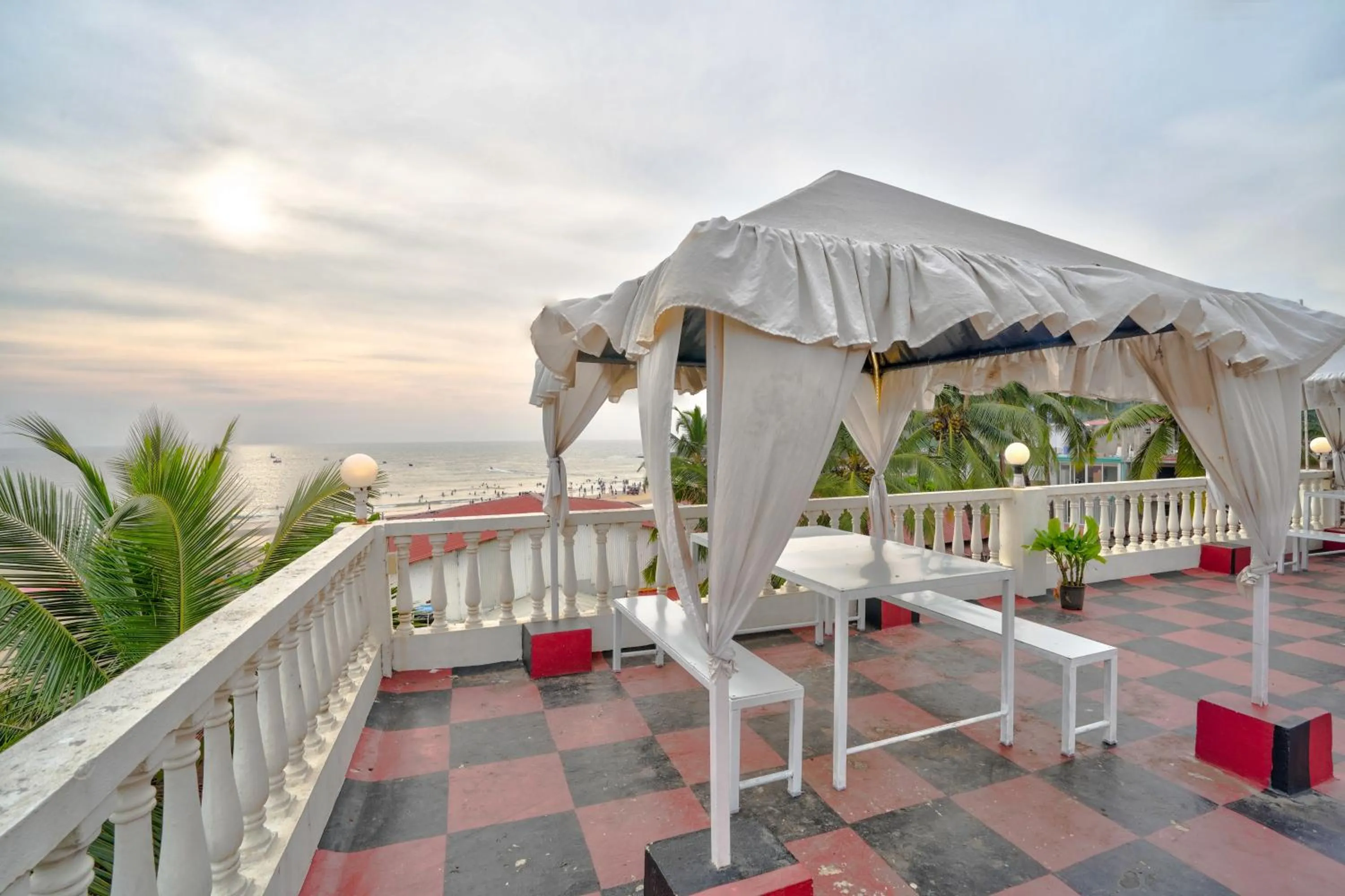 Balcony/Terrace in Hotel Salty Waves Baga