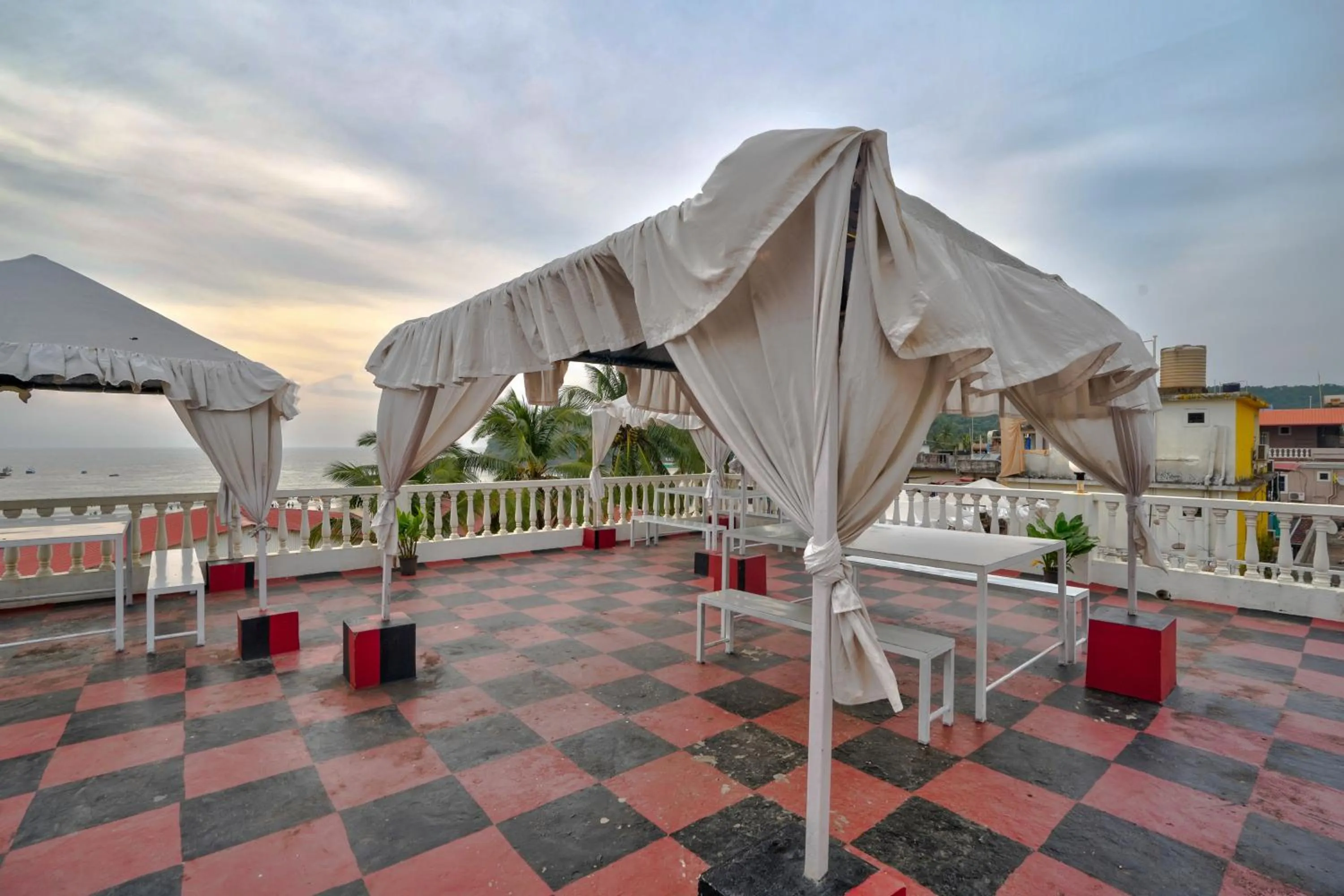 Balcony/Terrace in Hotel Salty Waves Baga