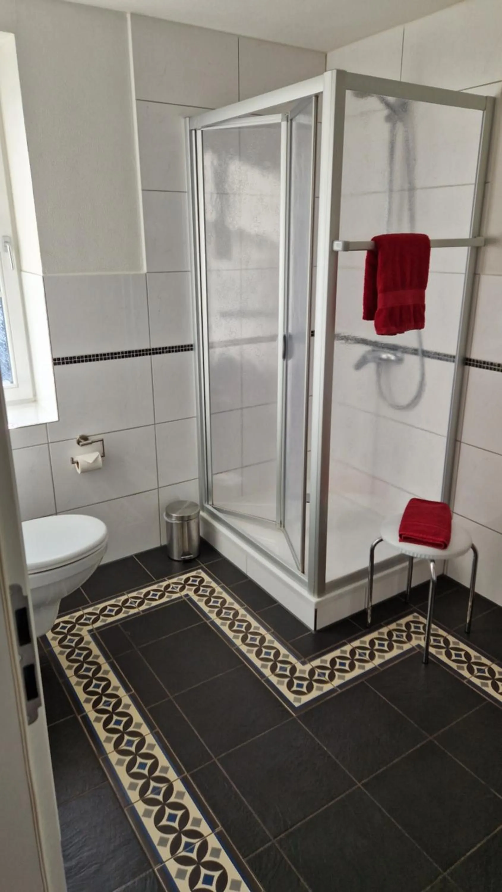 Shower in Hotel Garni Demmel & Cie