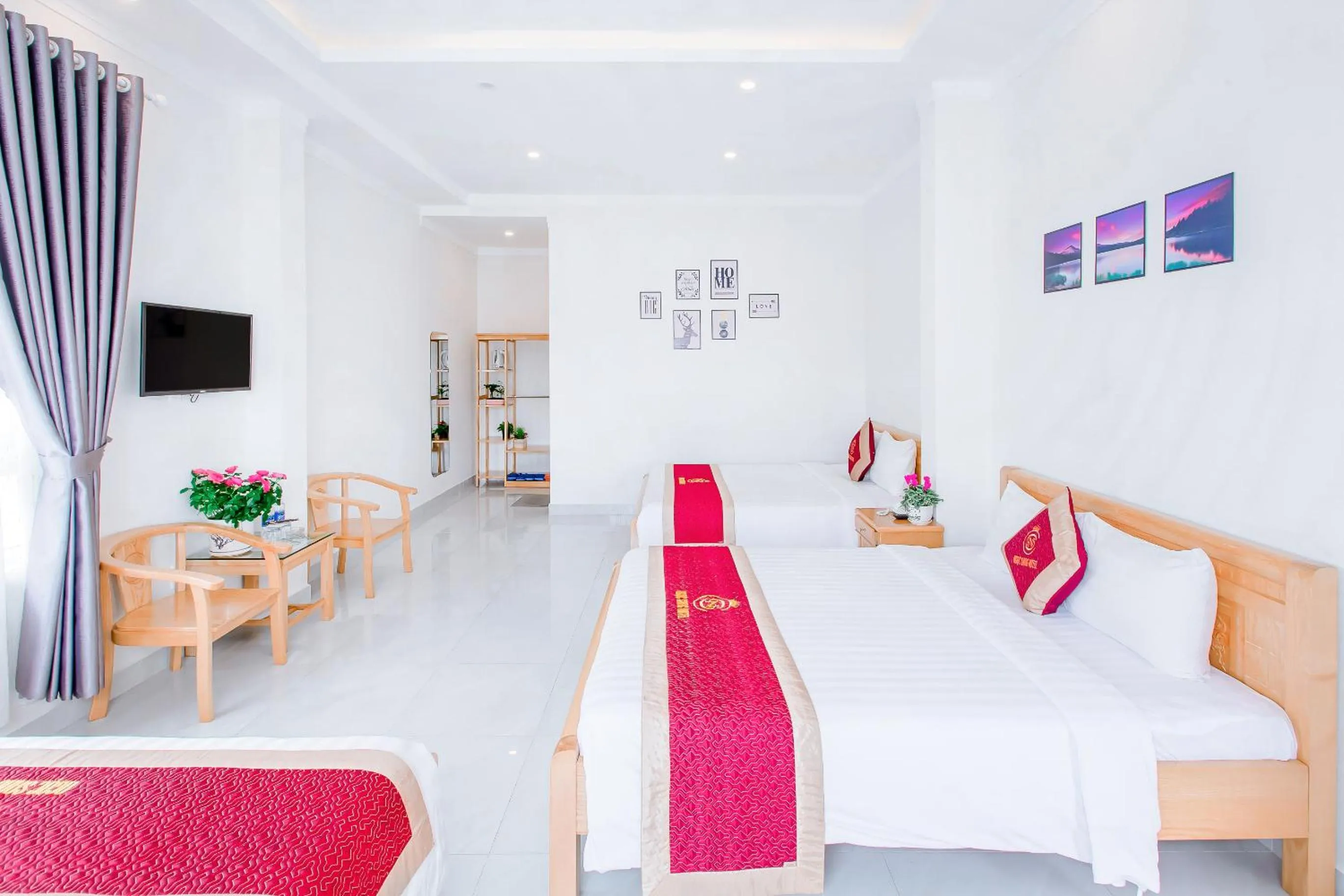 Photo of the whole room, Bed in Ngọc Sang 3 Hotel