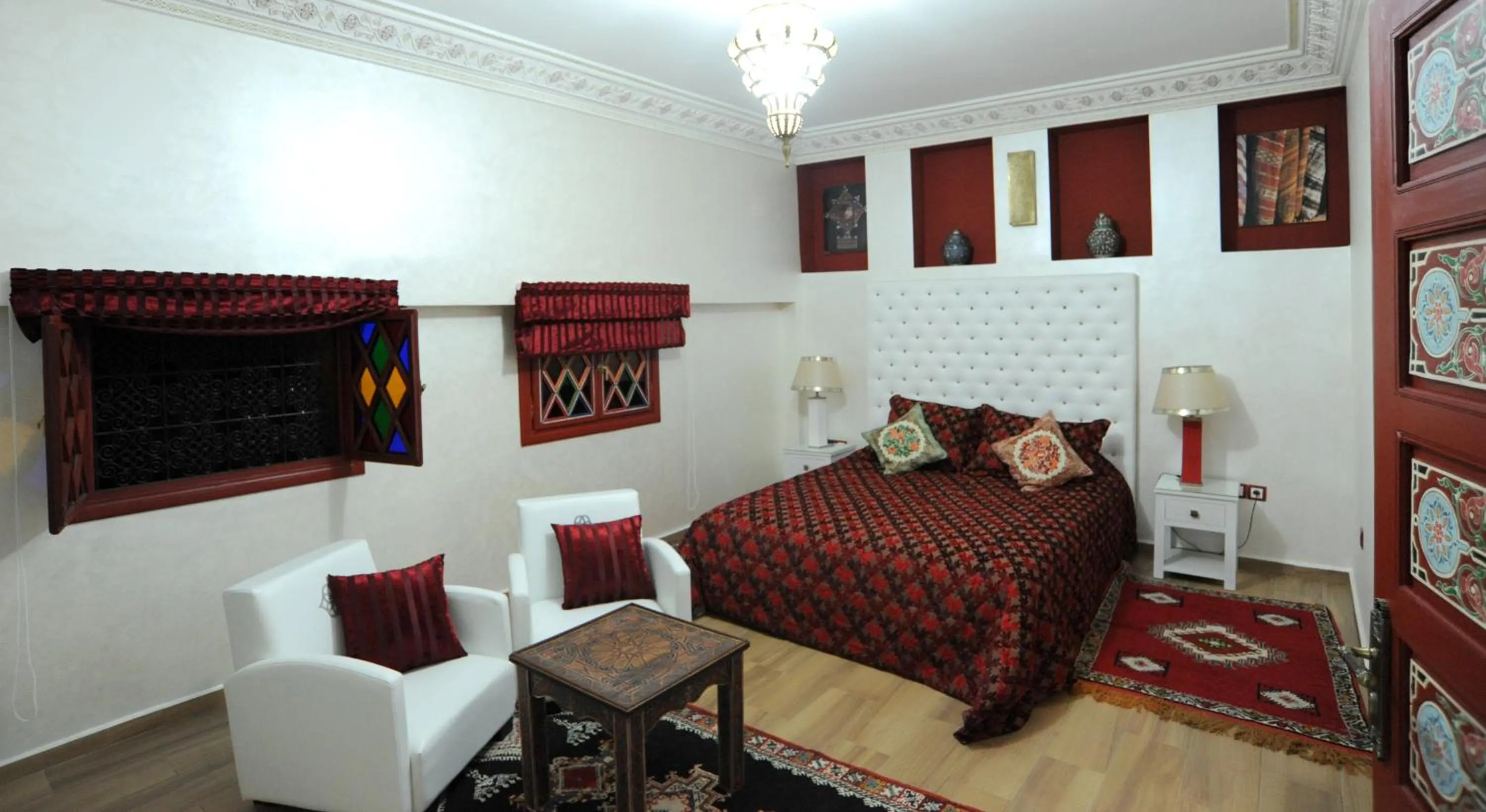 Bed in Collier De La Colombe
