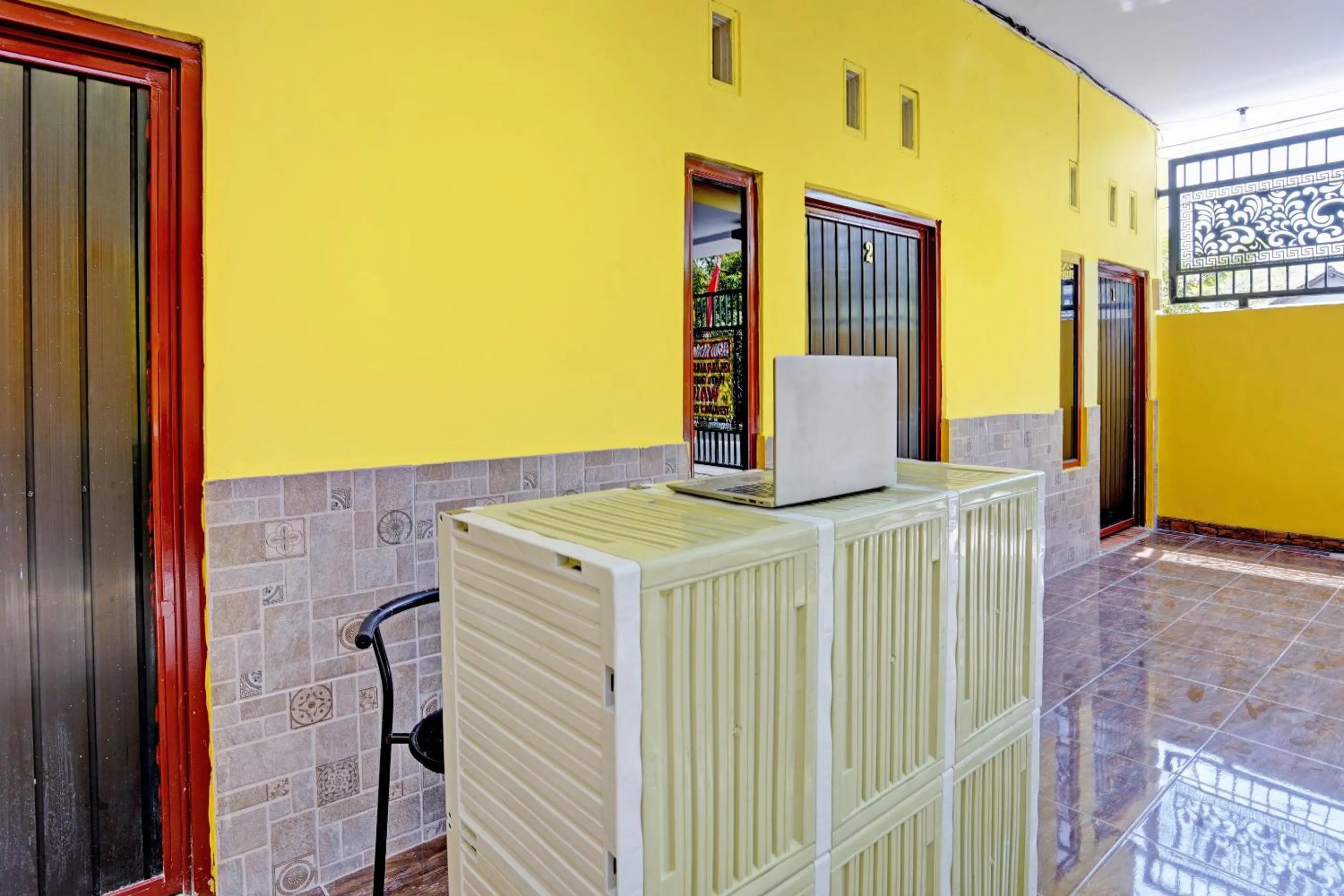 Lobby or reception in OYO Life 92920 Rumah Kost Azca