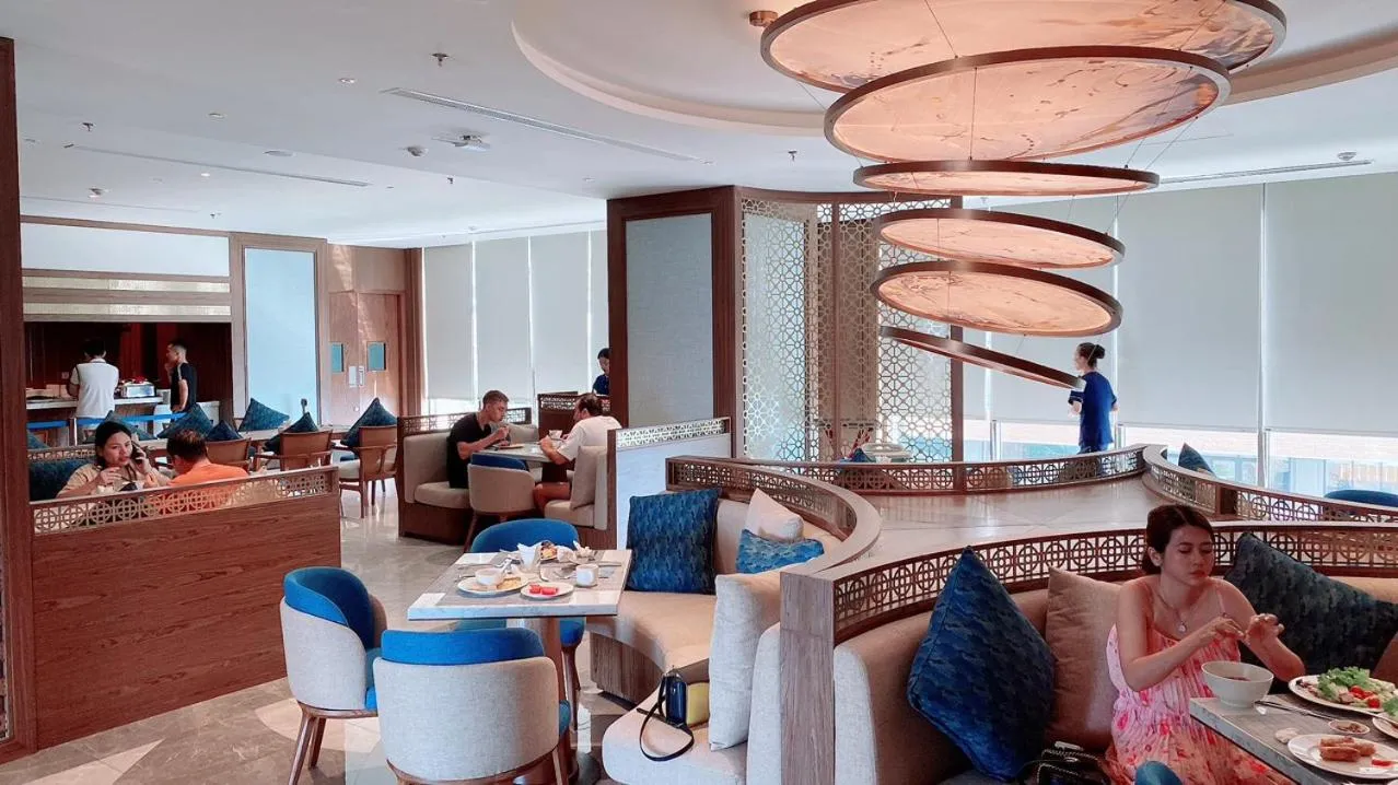 Restaurant/places to eat in Apec Nirvana Peace Mui Ne